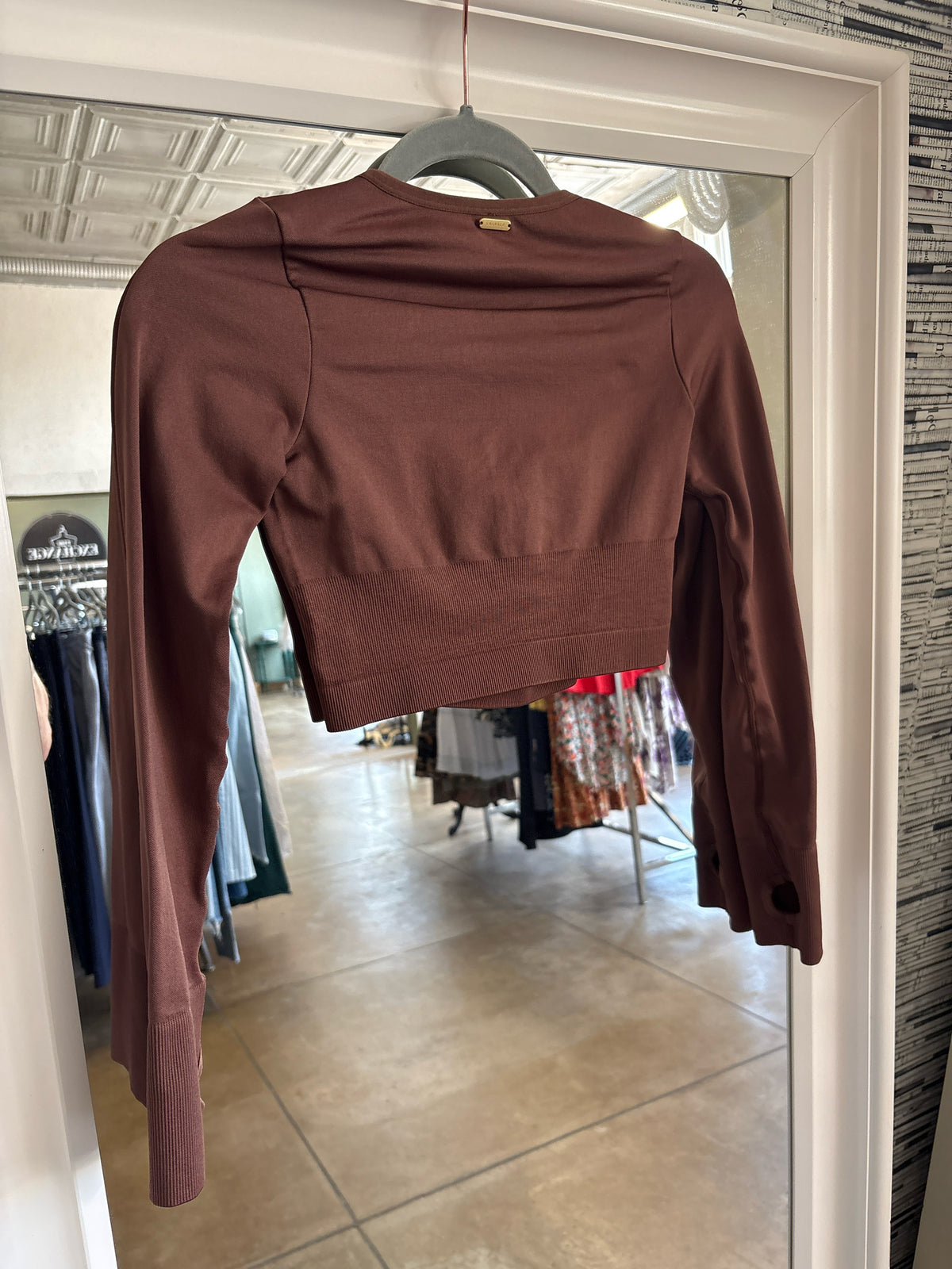 L Space Size XS-S Brown Tops