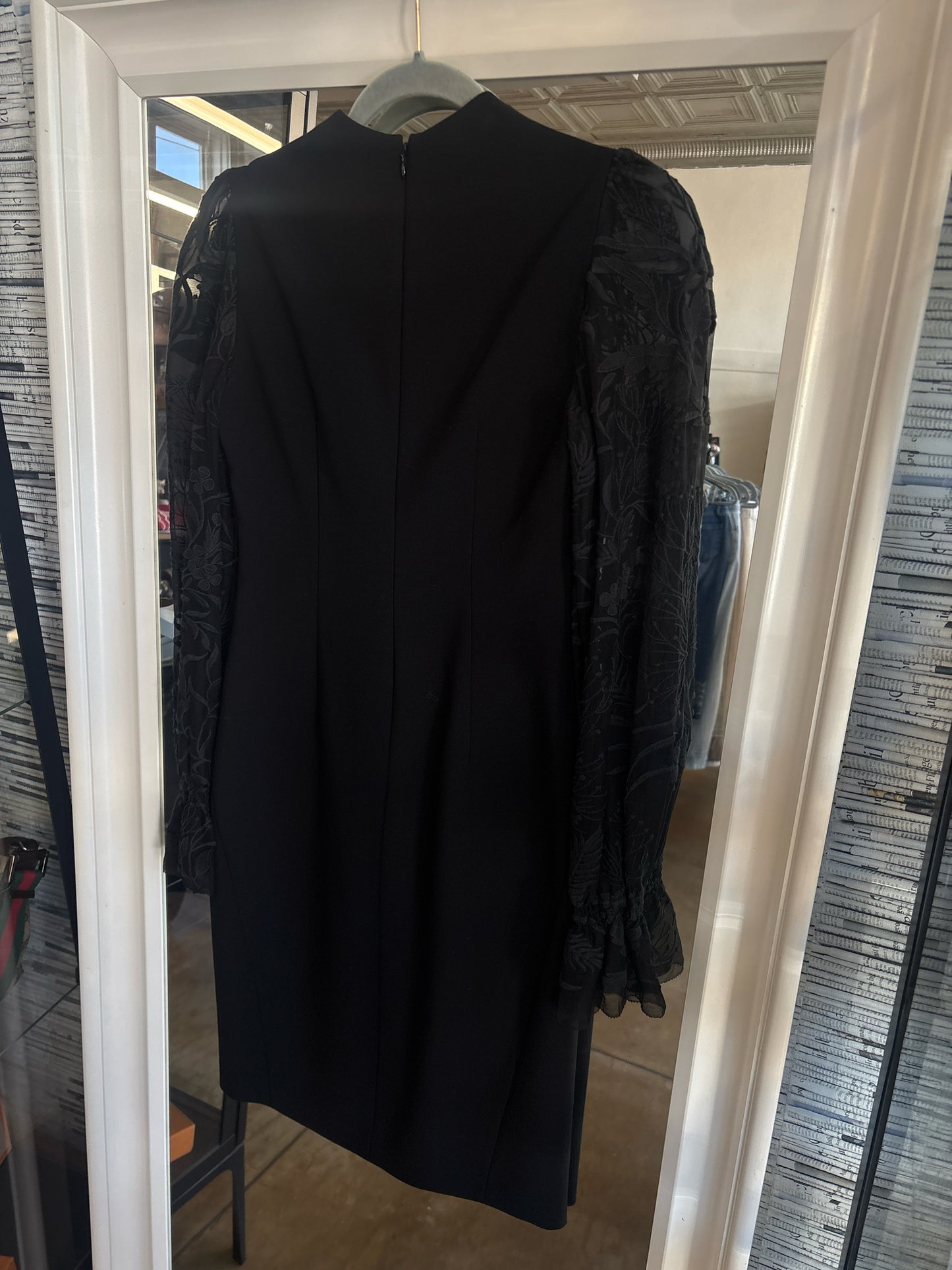 Elie Tahari Size 0 Black Long sleeve Dress