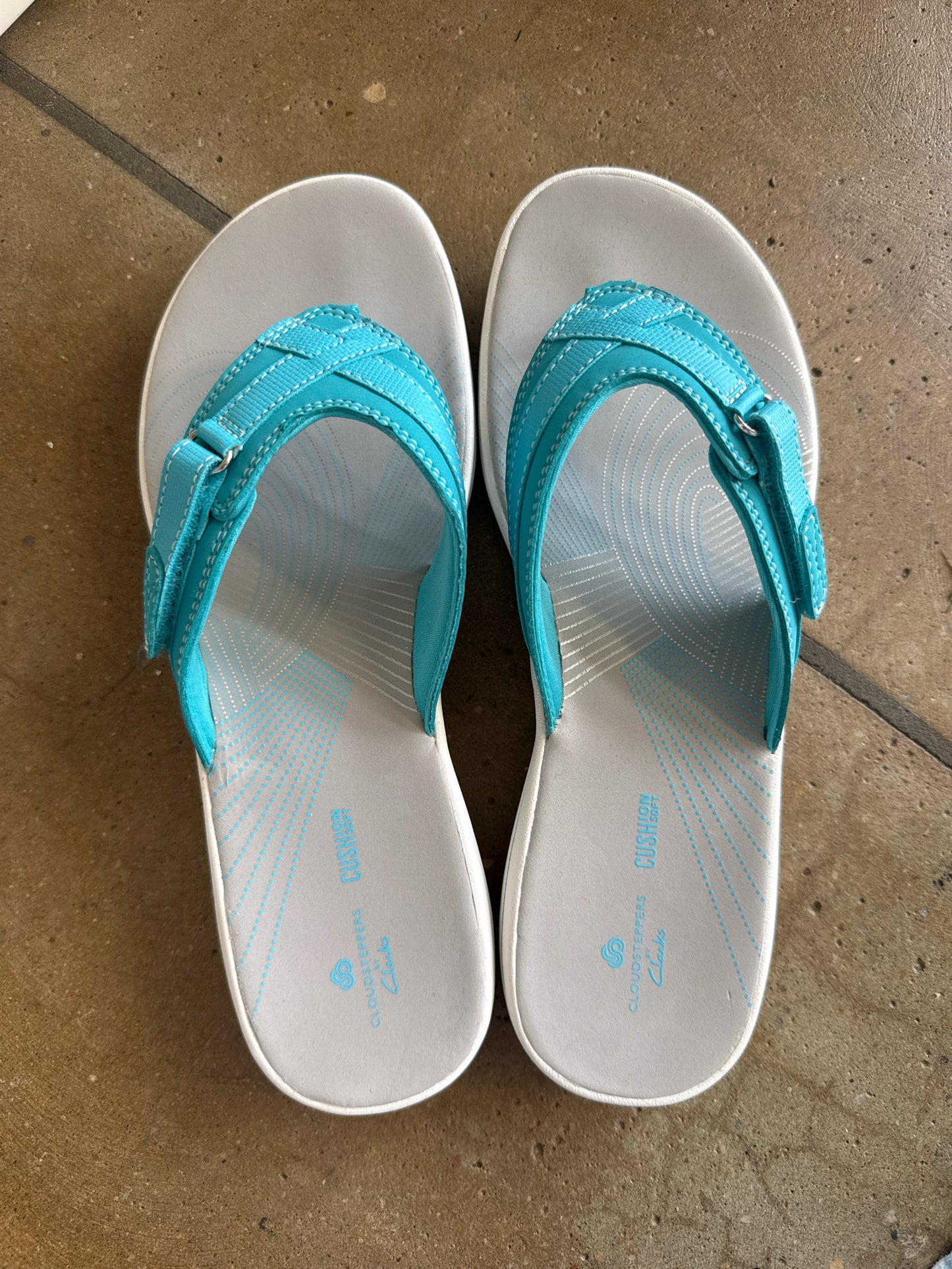 Clarks Shoe Size 9 Teal Flip Flops
