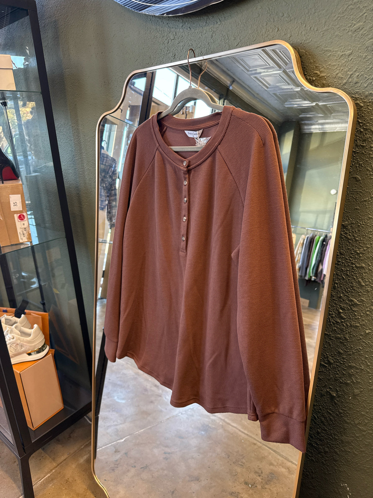 Pretty Garden Size XL Maroon Top