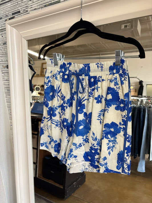 entro Size Sm blue and white Shorts