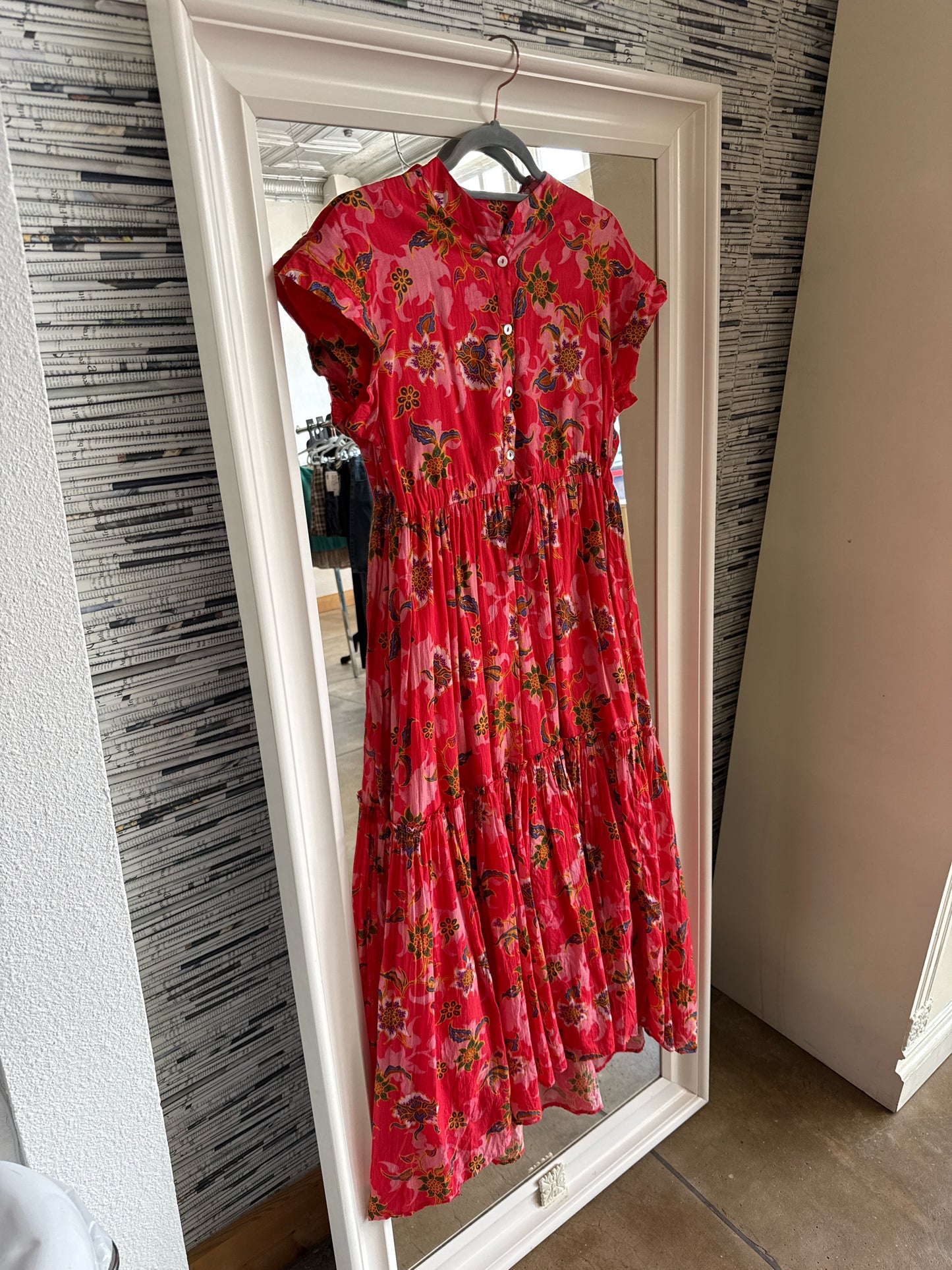 Ro's Garden Size XS Red Dress