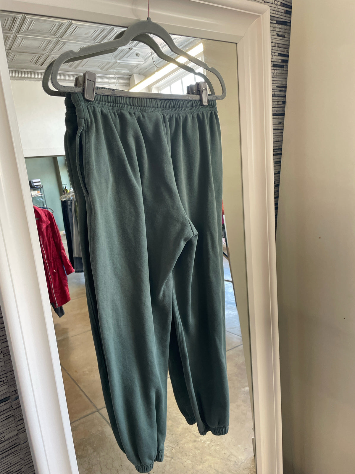 Richer Poorer Size L Green Sweatpant