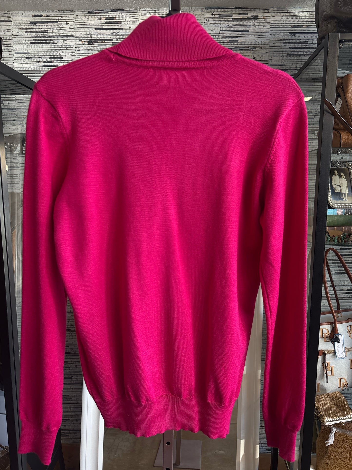 Madison Grey Size M Pink Turtleneck Sweater