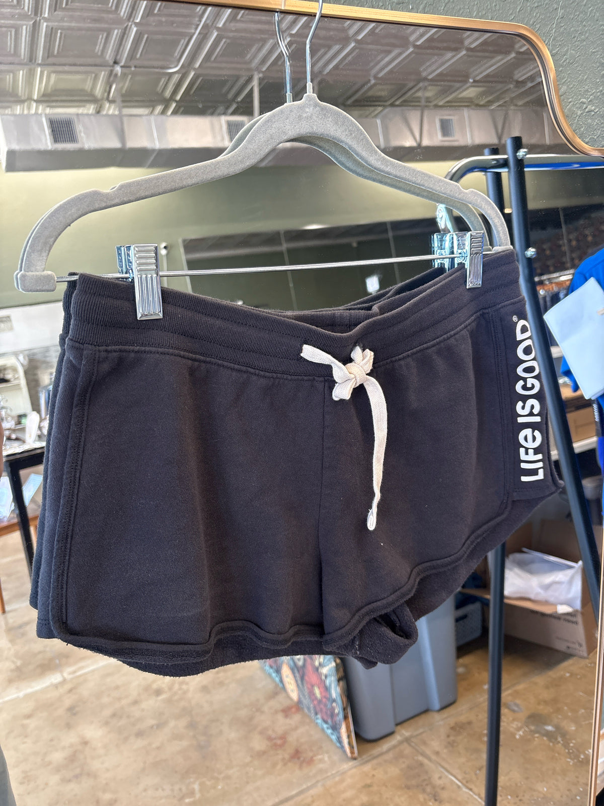 Life is Good Size M Charcoal Shorts