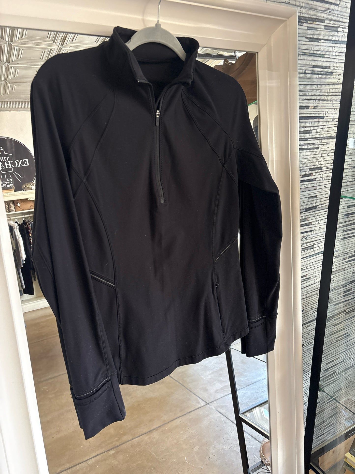 Lululemon Size 6 Pullover/Hoodie