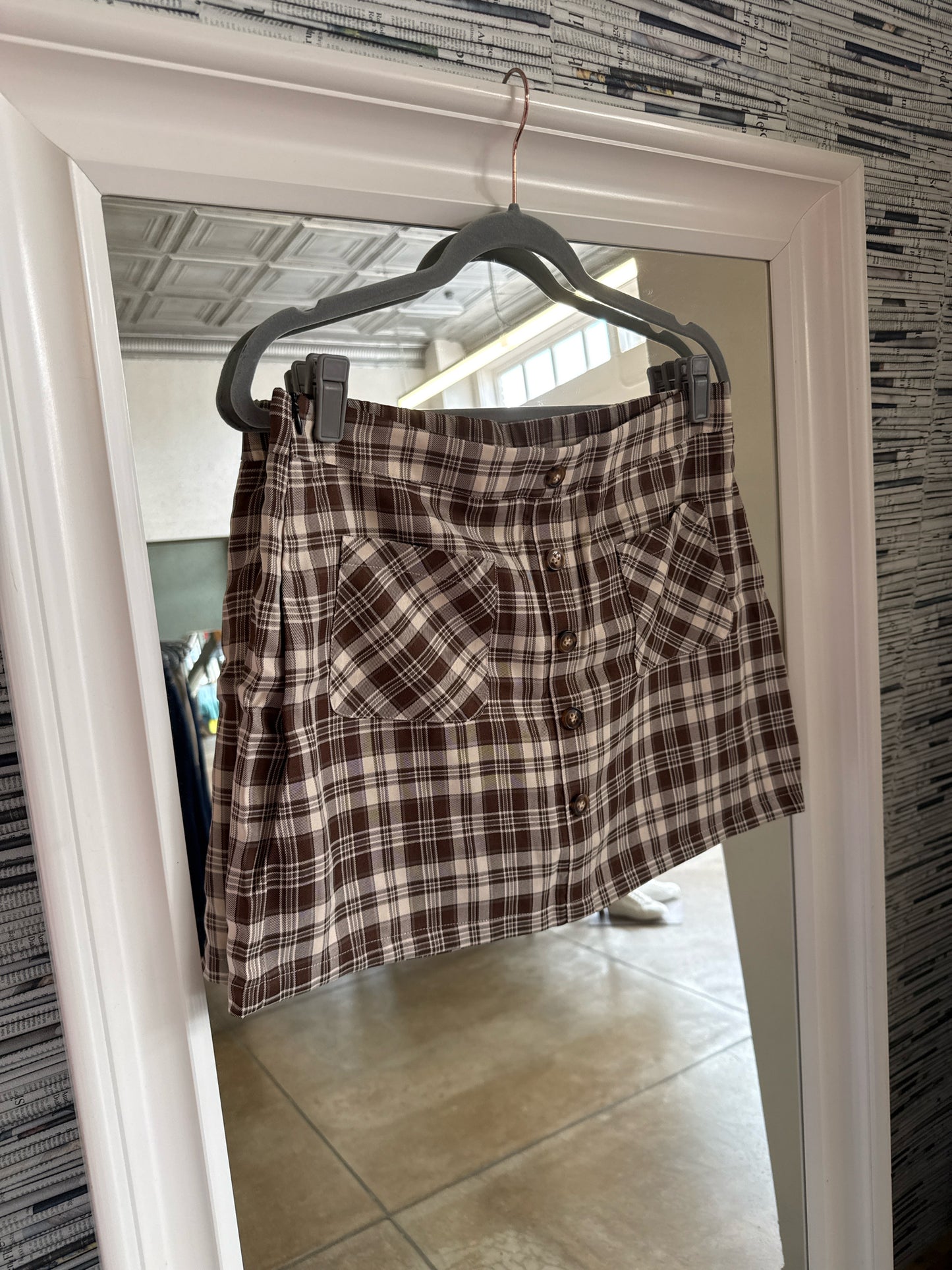 Halara Size L Brown Plaid Skirt
