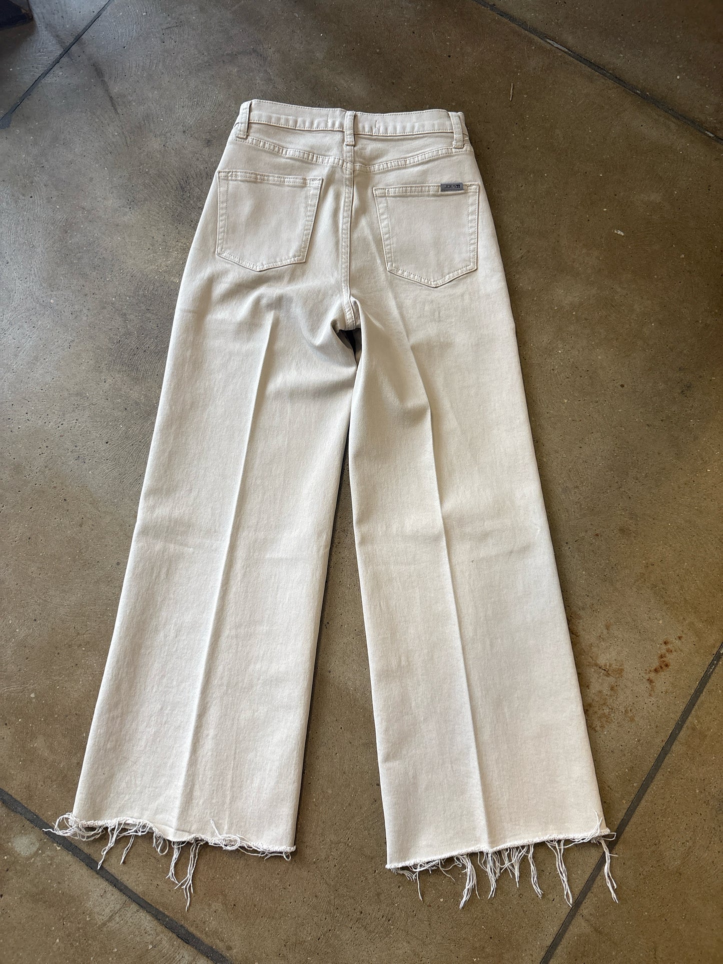 JOES Size 26 Cream Distressed Hem Pants