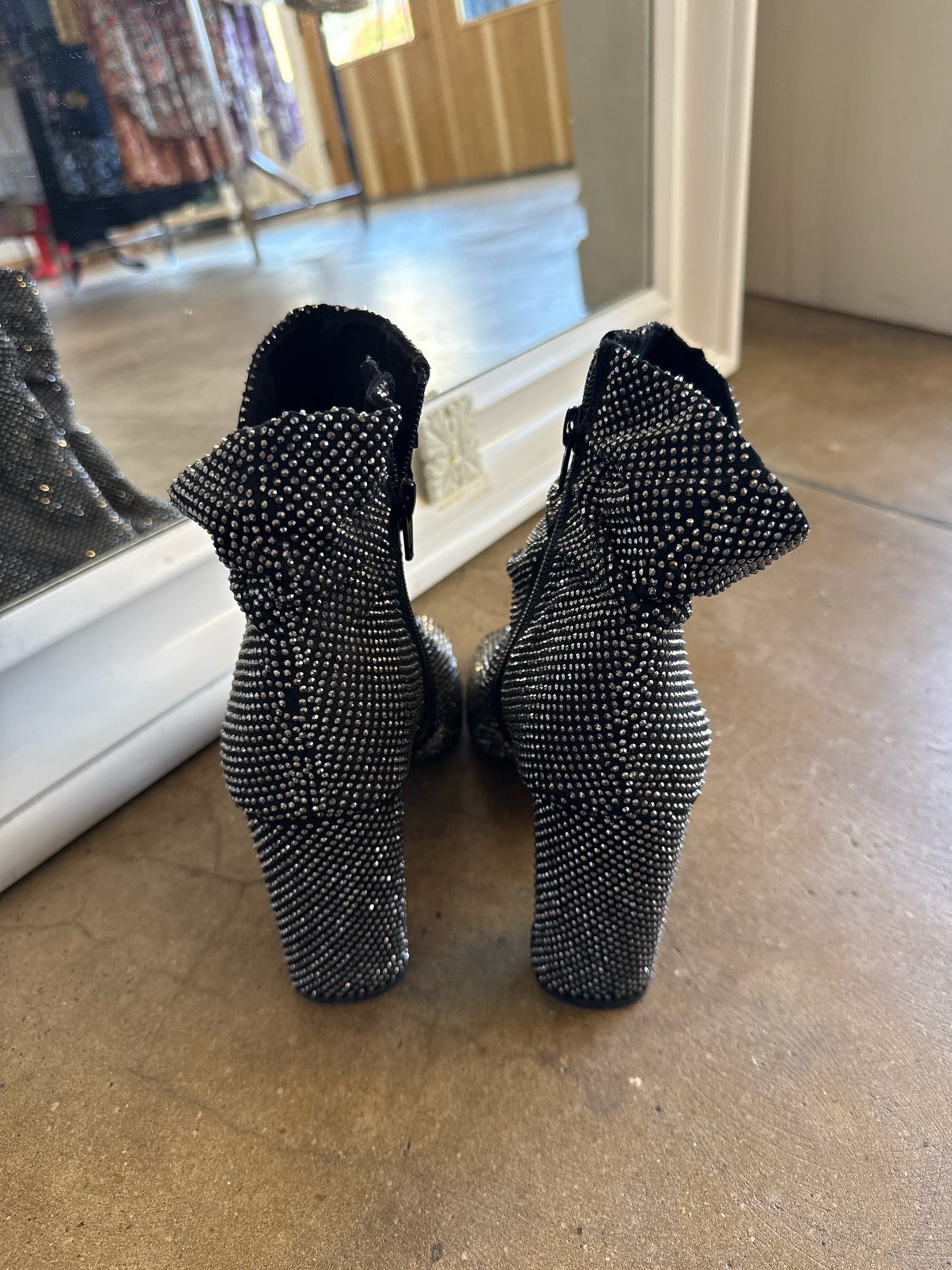 Gianni Bini Shoe Size 8 Black Boots