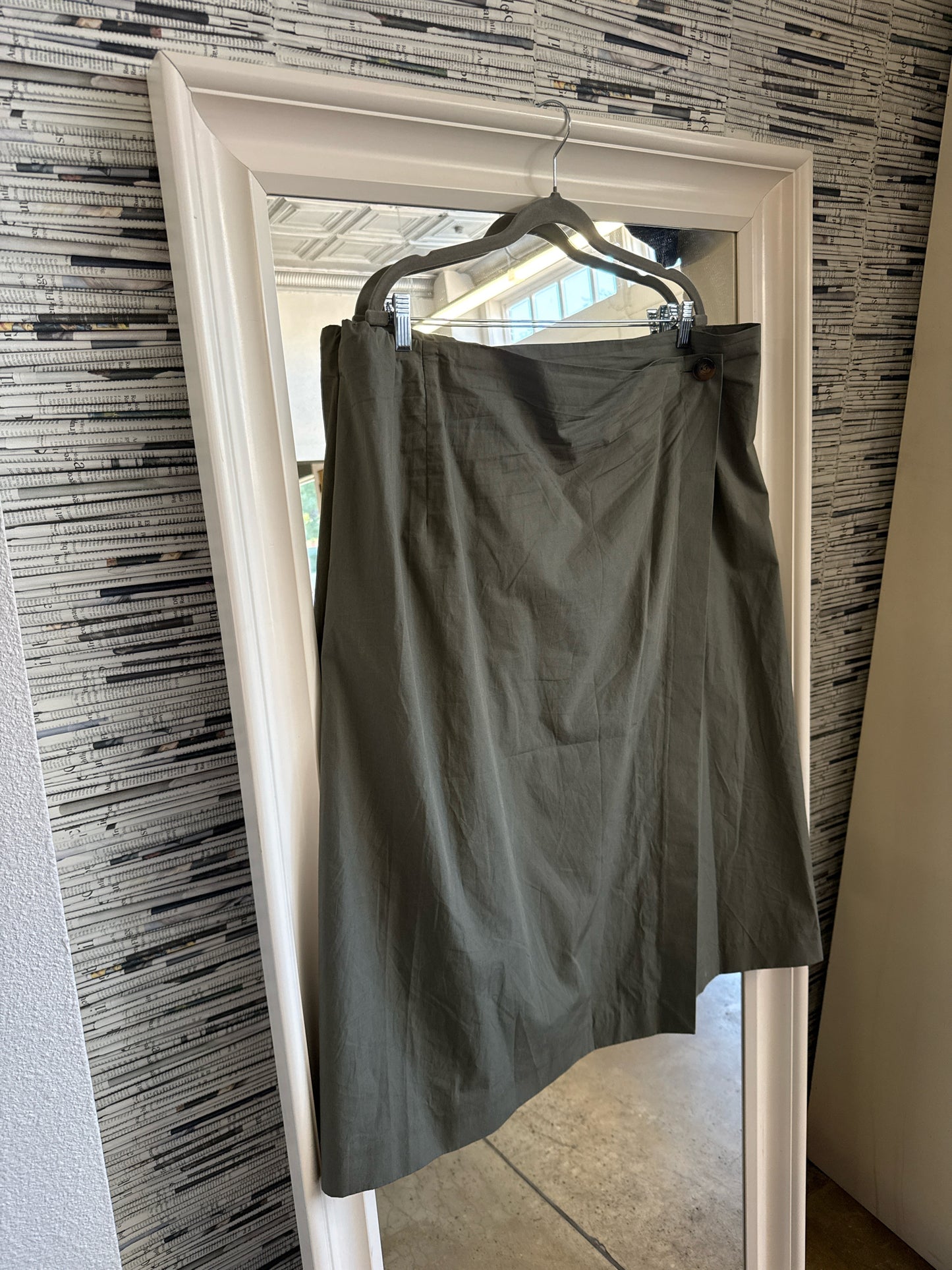 Abercrombie & Fitch Size XLP Green Skirt