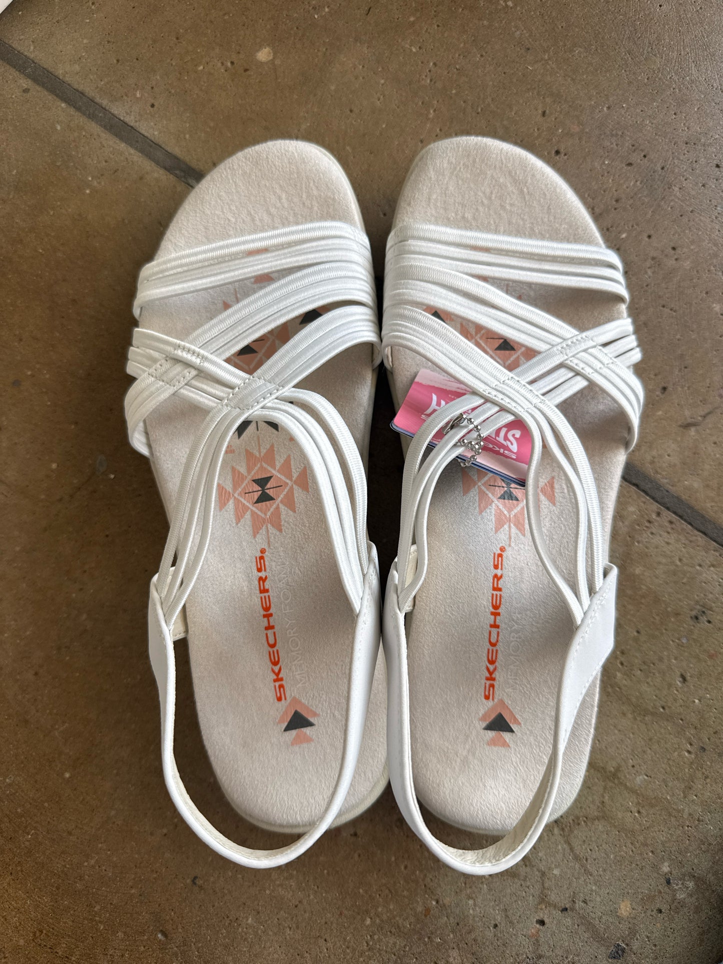 Skechers Shoe Size 9 White Sandals