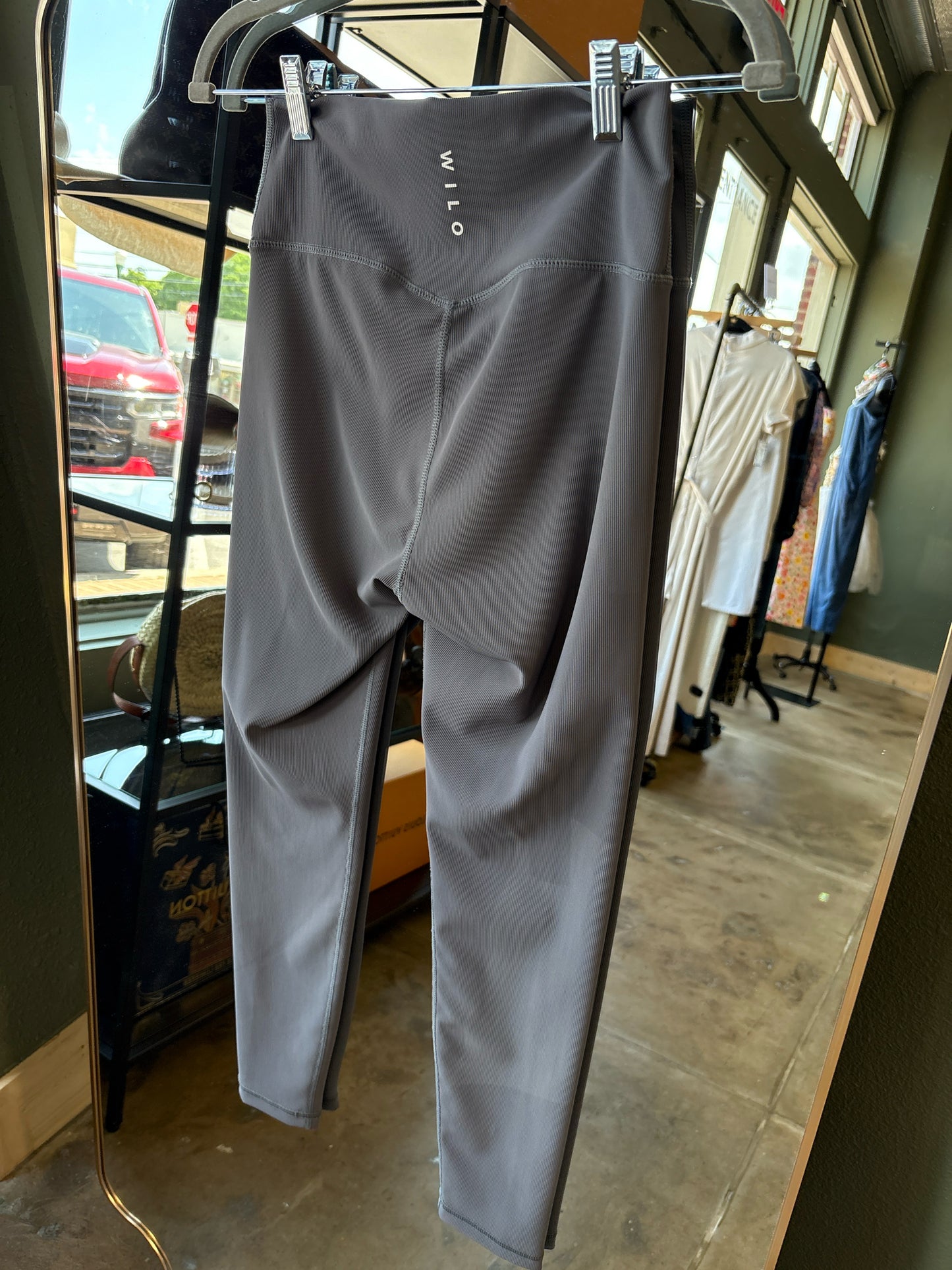 WILO Size M Gray Legging