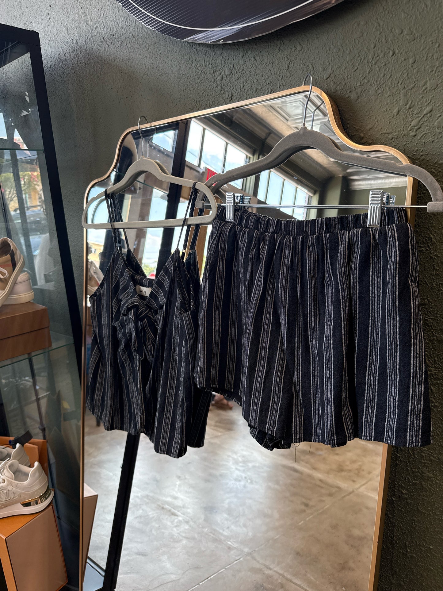 SADIE & SAGE Size S Black Two Piece Set