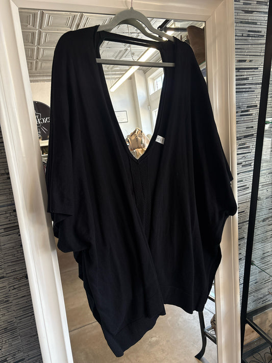 Lululemon Size OS Black Kimono/Shawl