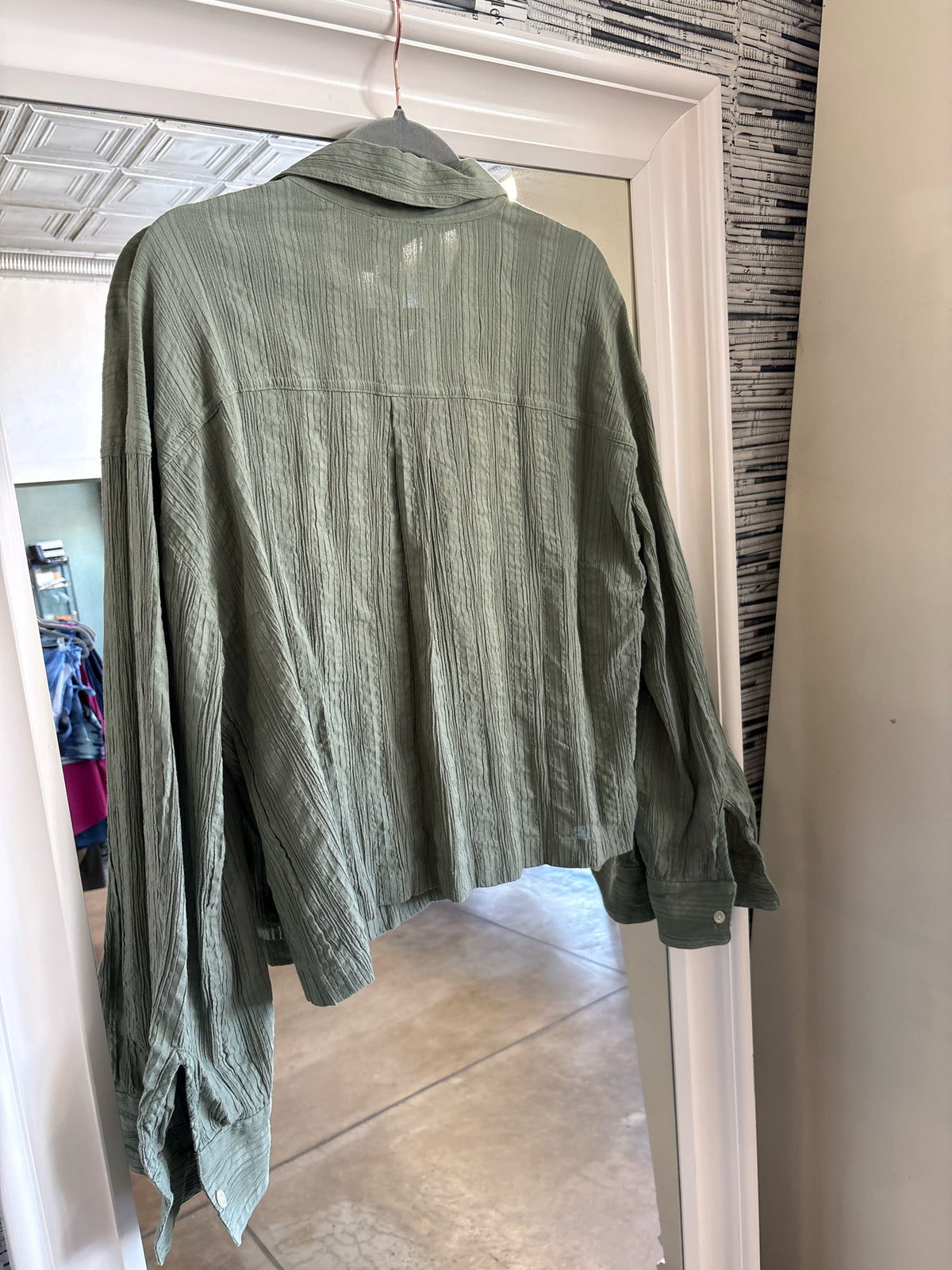 Lou & Grey Size M sage green Top