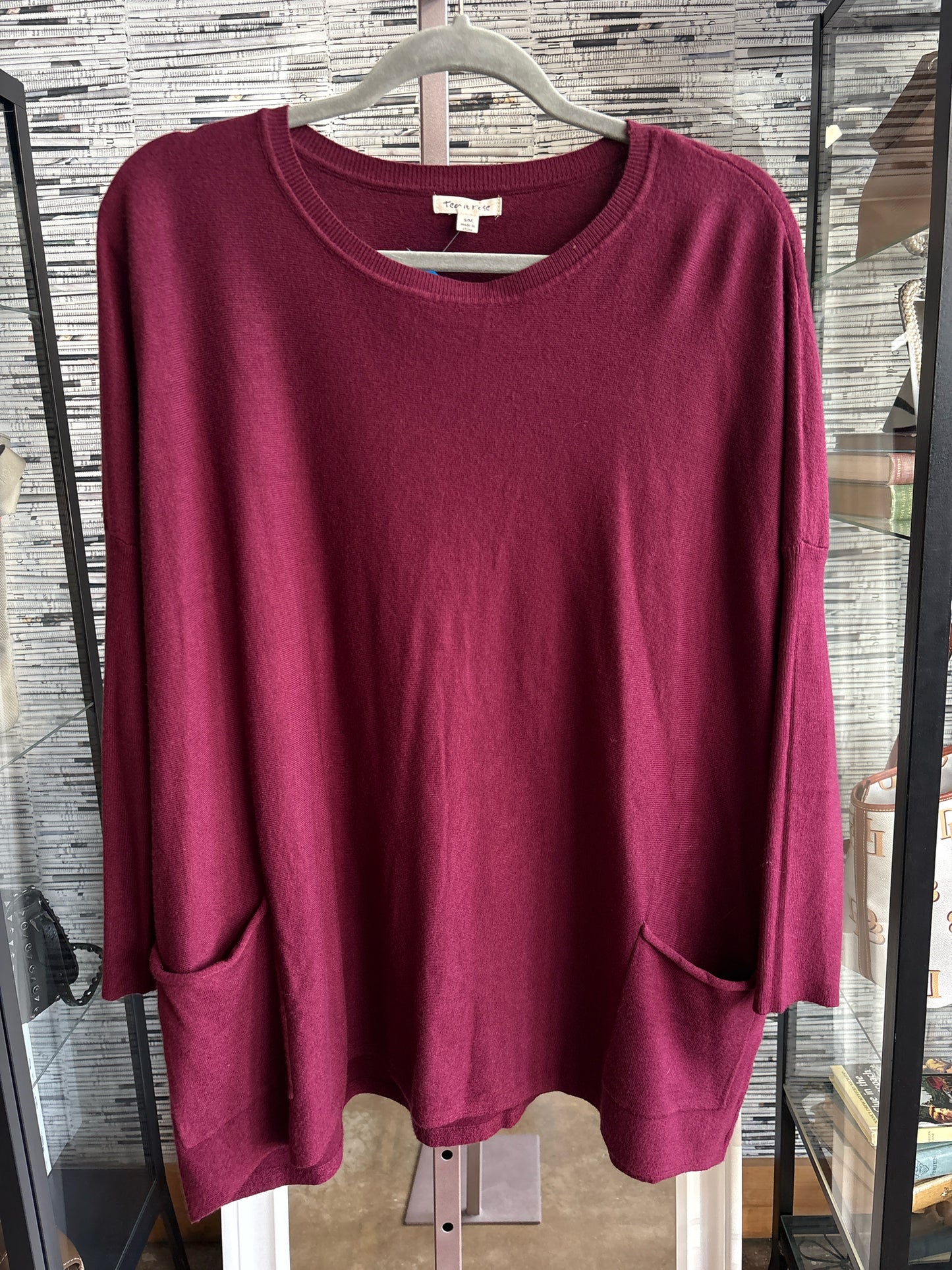 tea n rose Size S/M burgandy Sweater