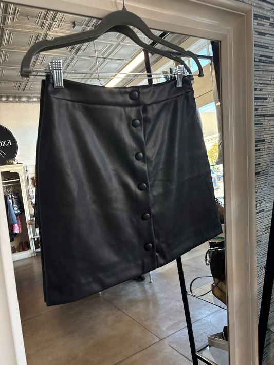 LOFT Size 0 Black faux leather Skirt