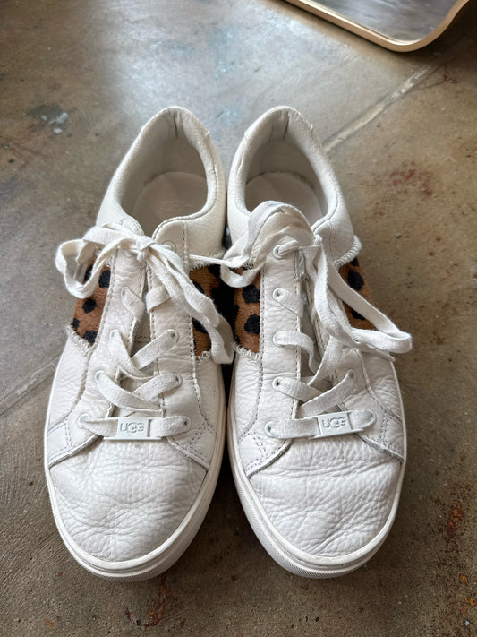 Ugg Shoe Size 9 Cream/Brown Sneakers