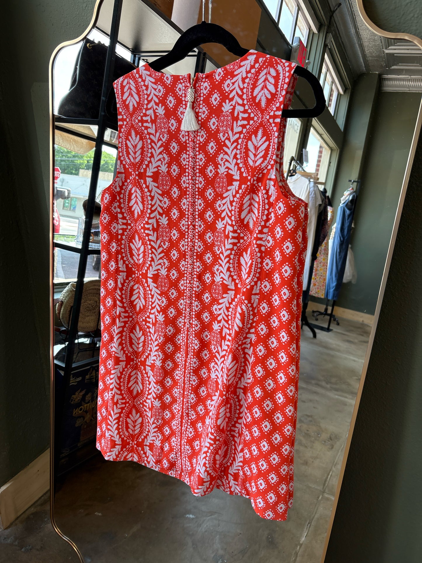 Lilly Pulitzer Size 10 orange and white handkerchief Dress