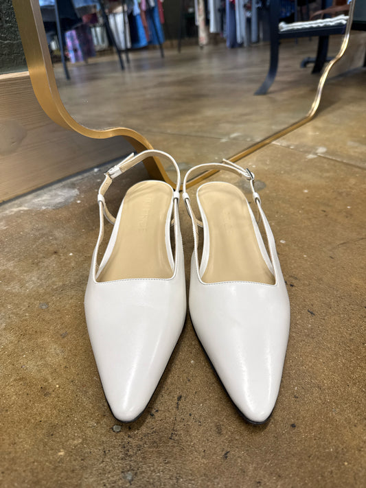 Kiki Price Shoe Size 37.5 White Sandals