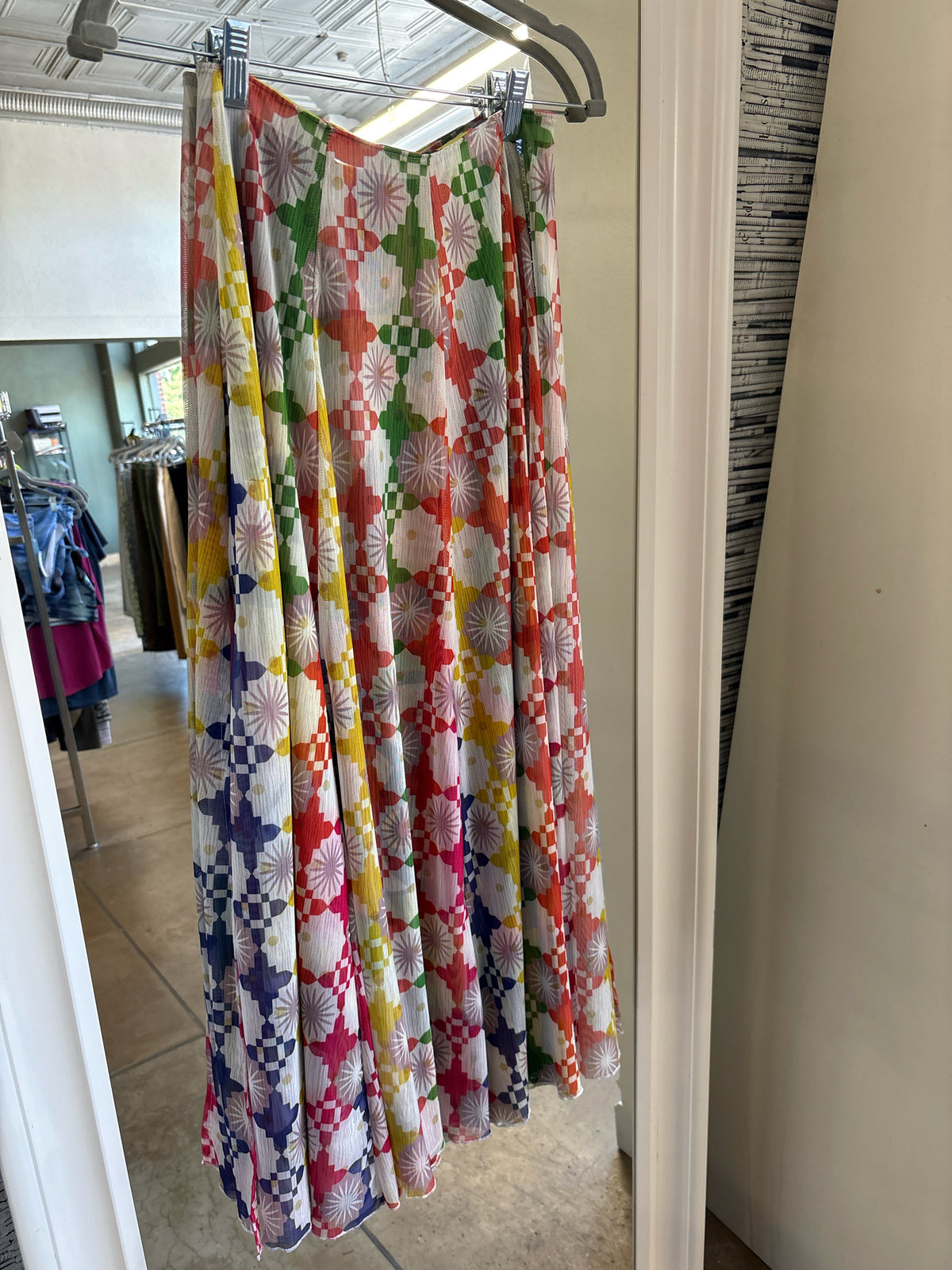 ISLE by Melis Kogan Size S multi Skirt