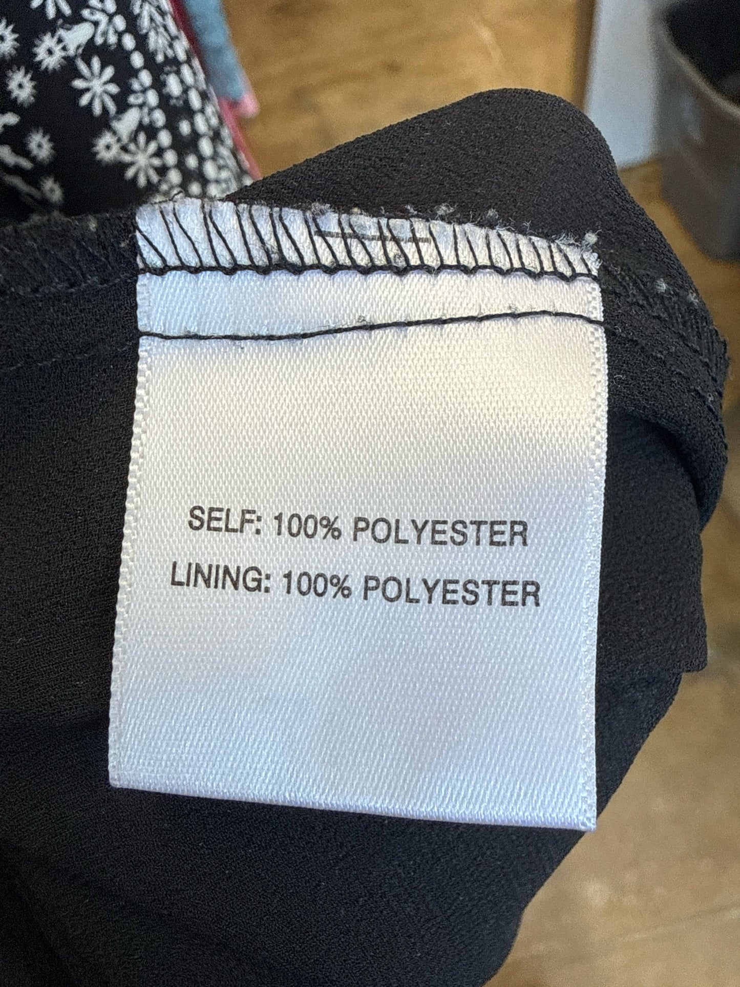 Rose & Olive Size XL Black/White Top