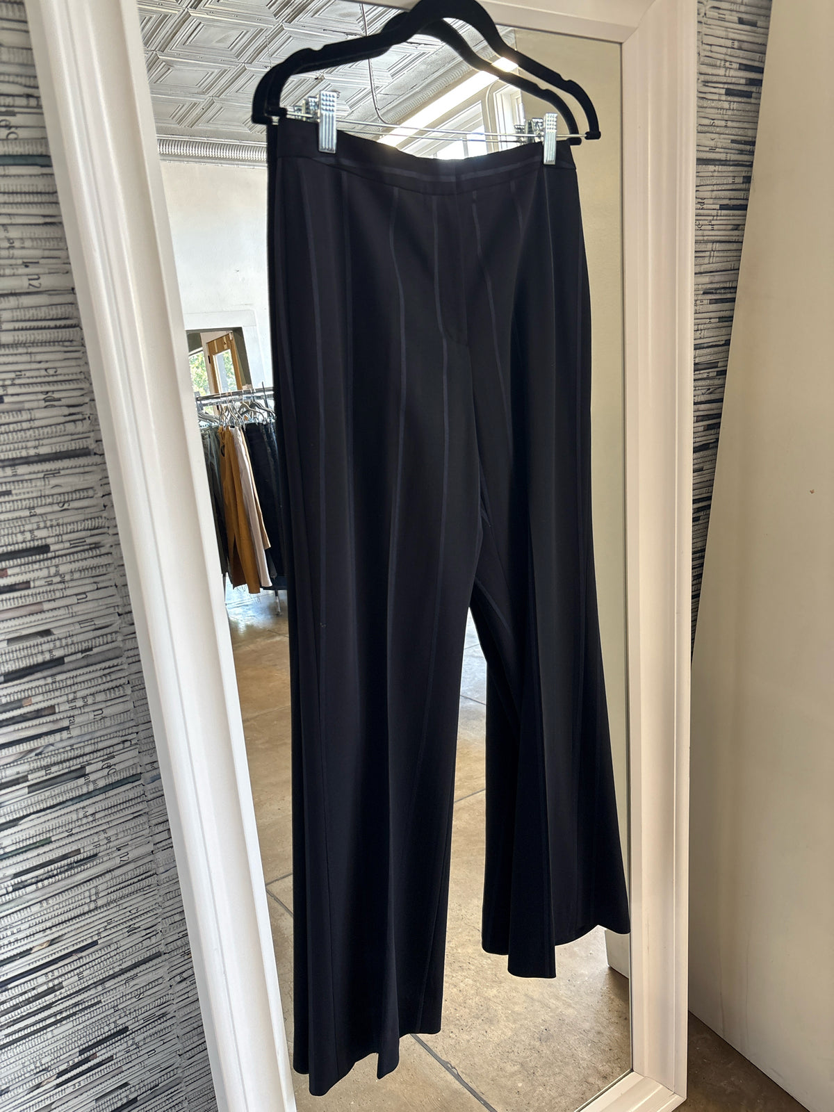 TAHARI Size 6 Black Two Piece Set