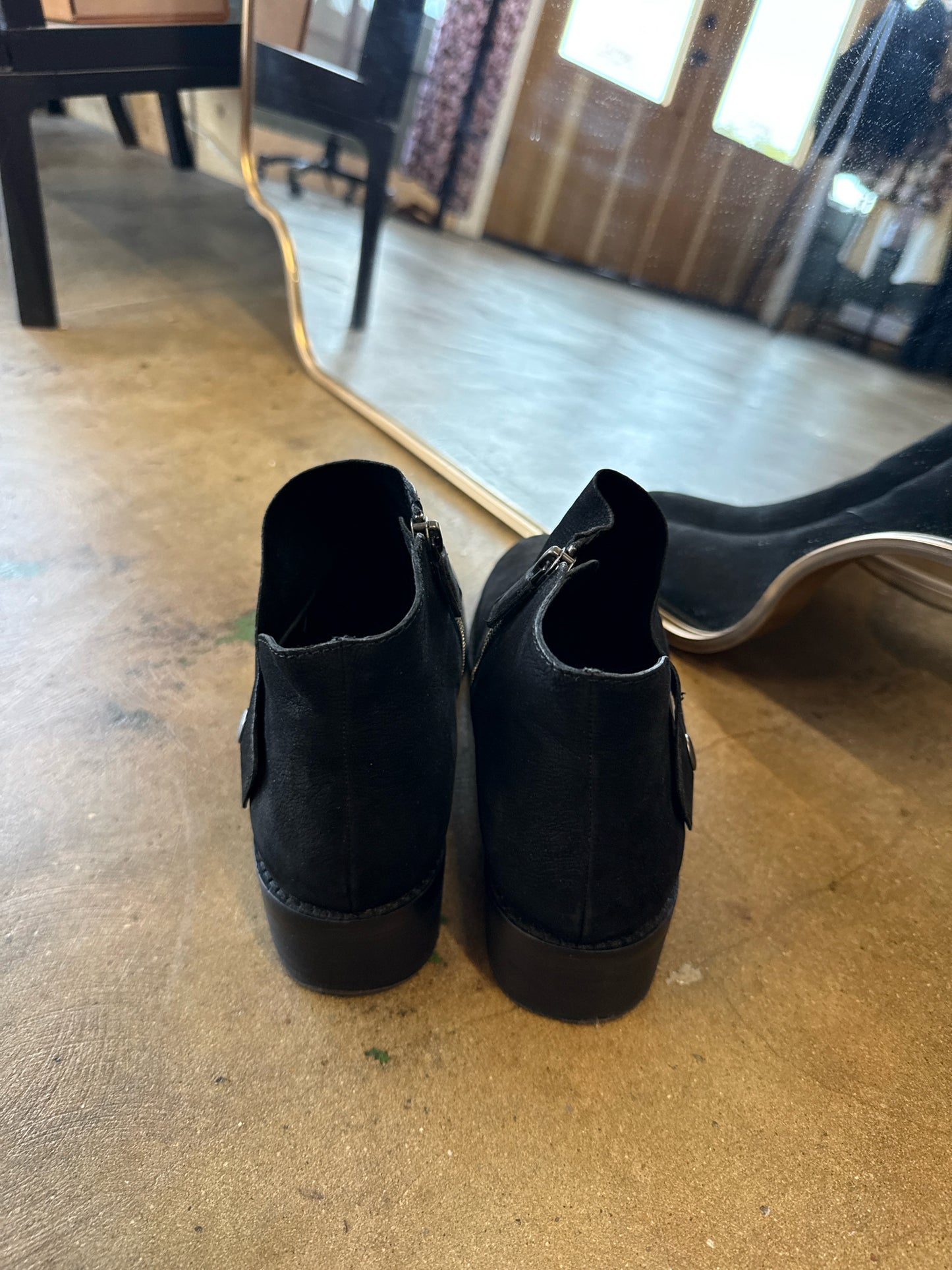 EILEEN FISHER Shoe Size 8.5 Black Boots