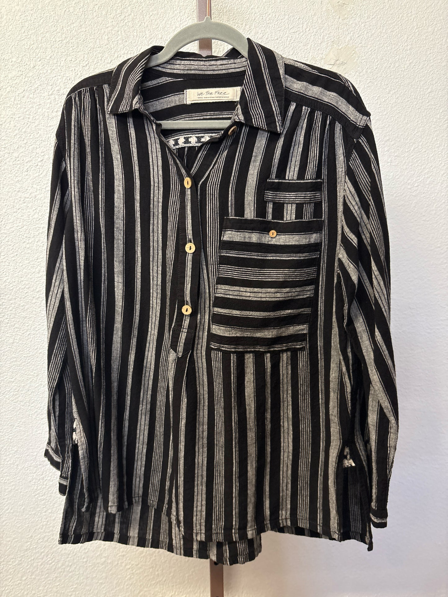 We The Free Size S B&W Stripe Top