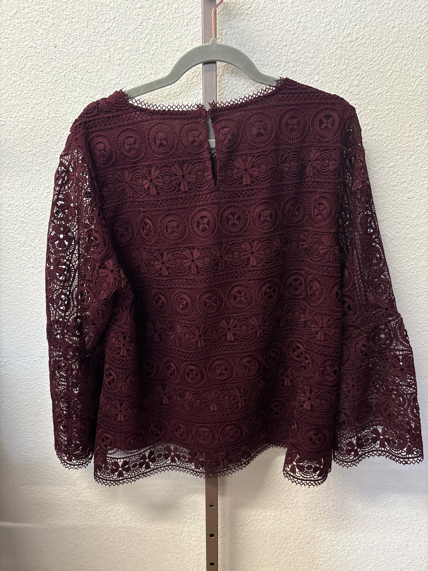 Soft Surroundings Size XL burgandy Lace Top