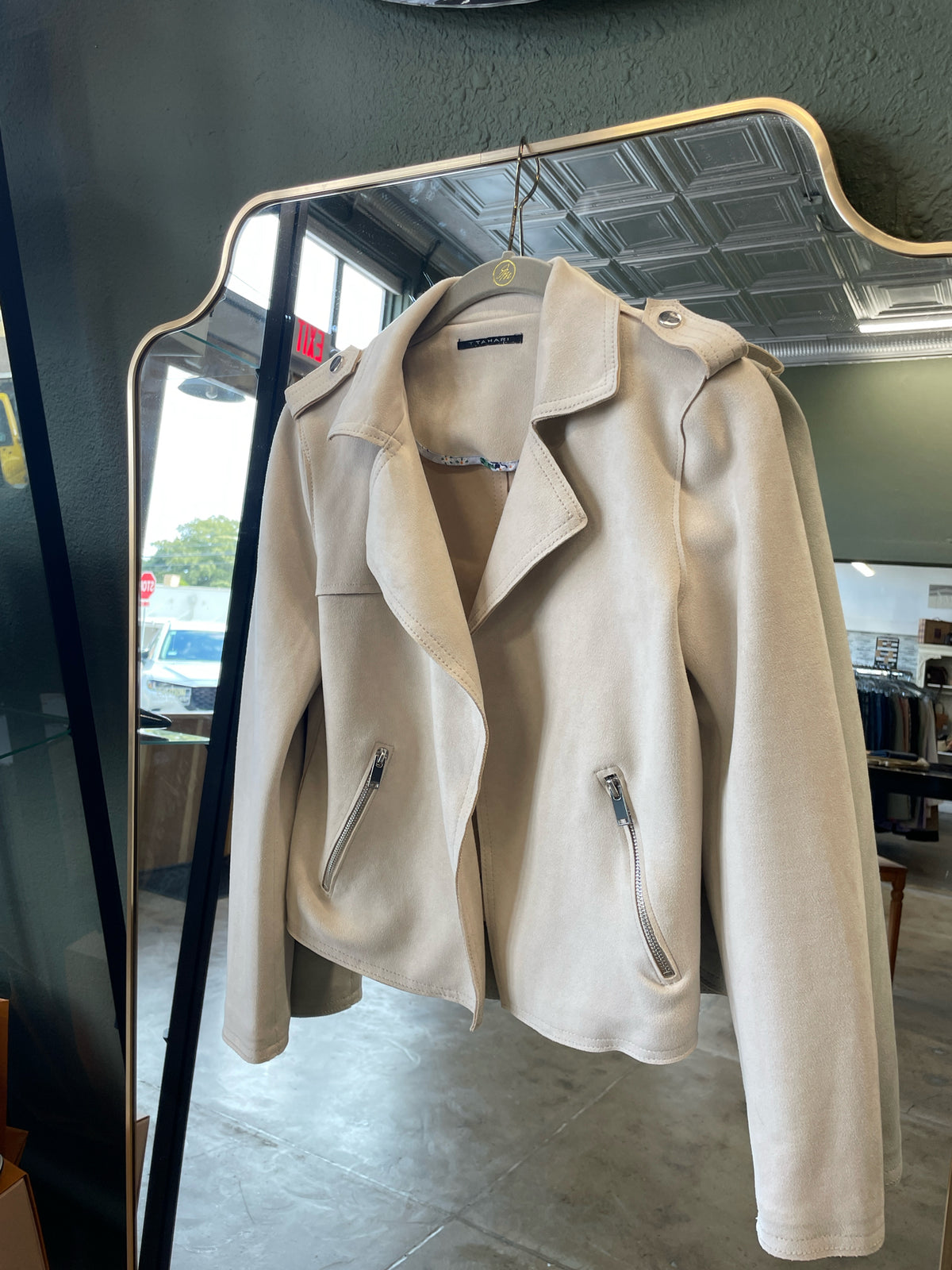 TAHARI Size XS Tan faux leather Jacket
