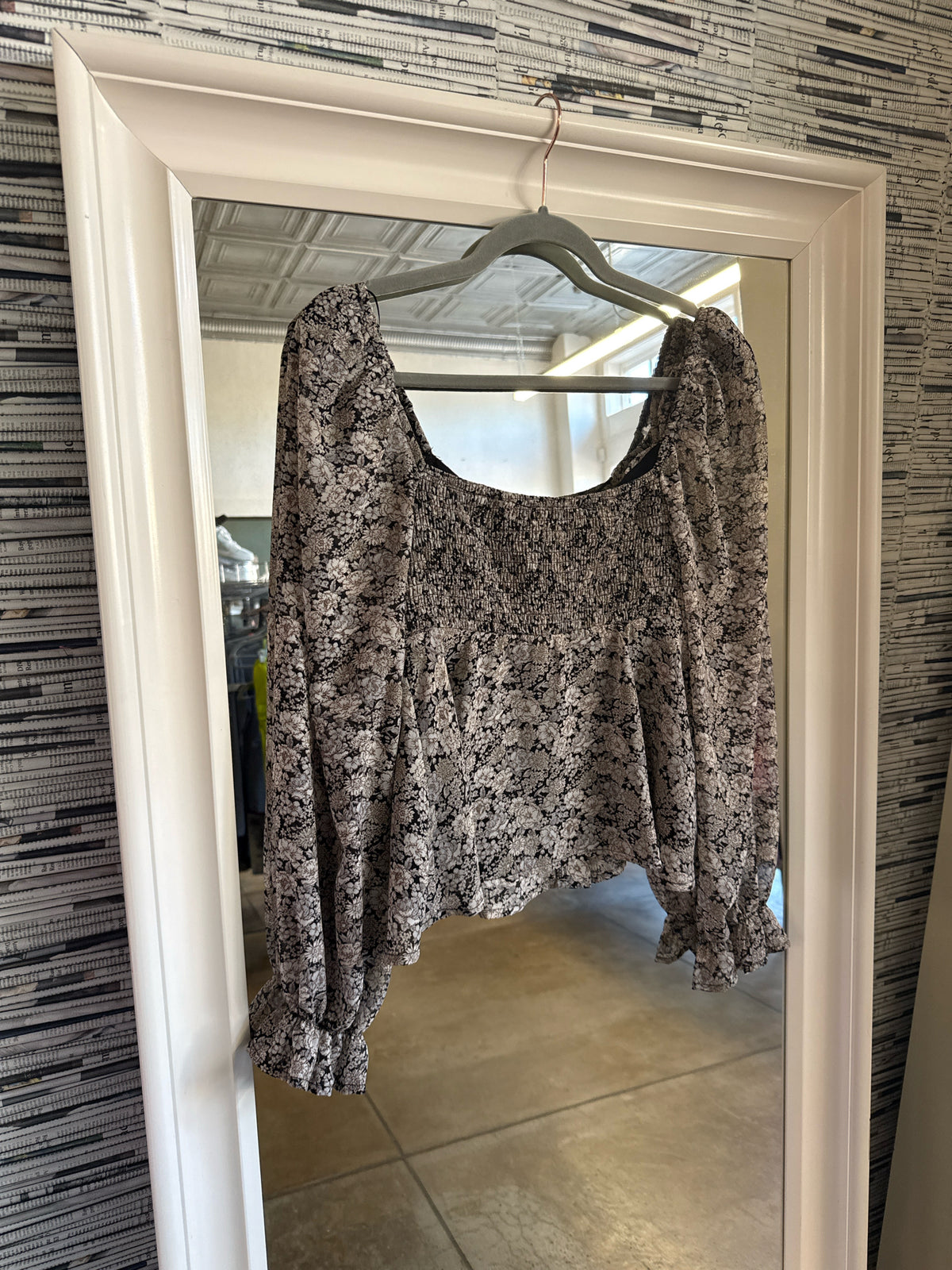 Astr the Label Size S Black/Brown Top