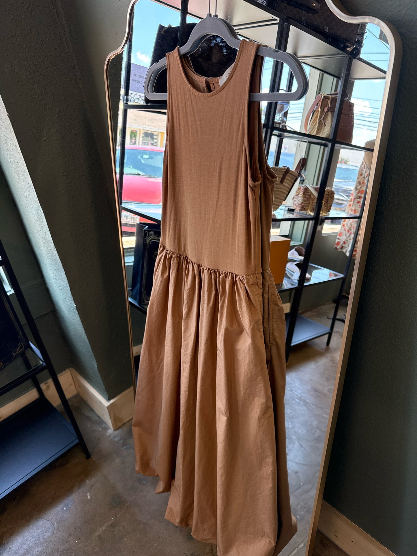 LOFT Size 4 Brown Dress