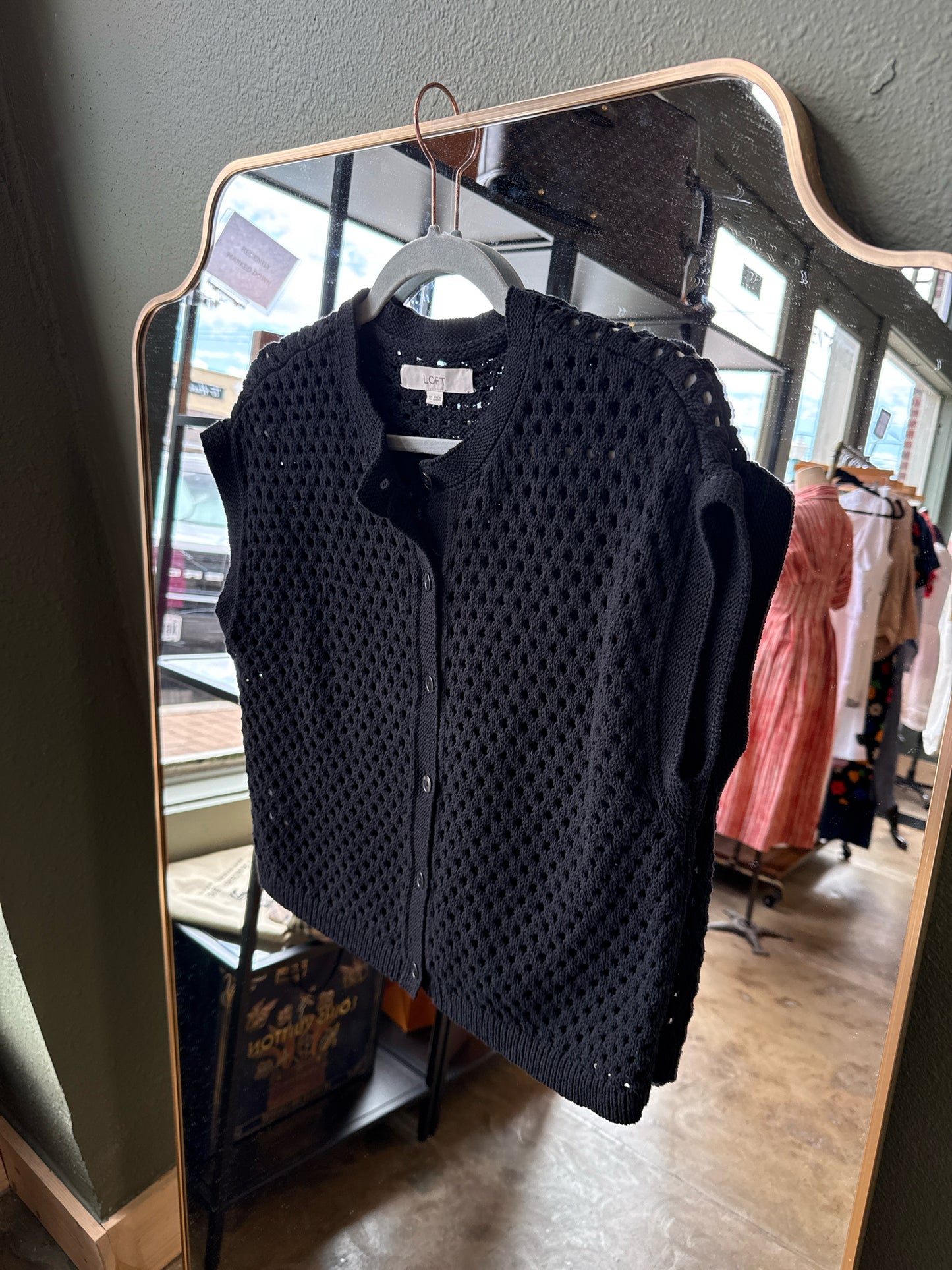 LOFT Size XS Black Top