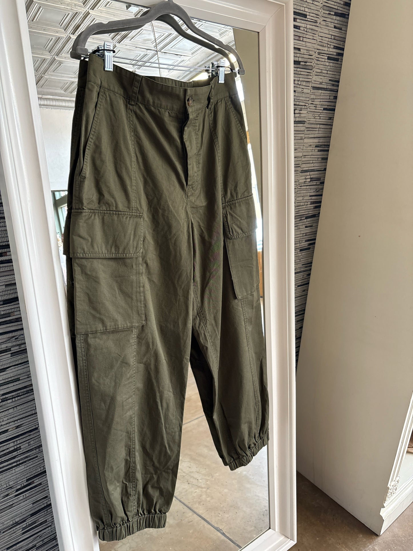 Vanessa Bruno Size 42 Army Green Pants