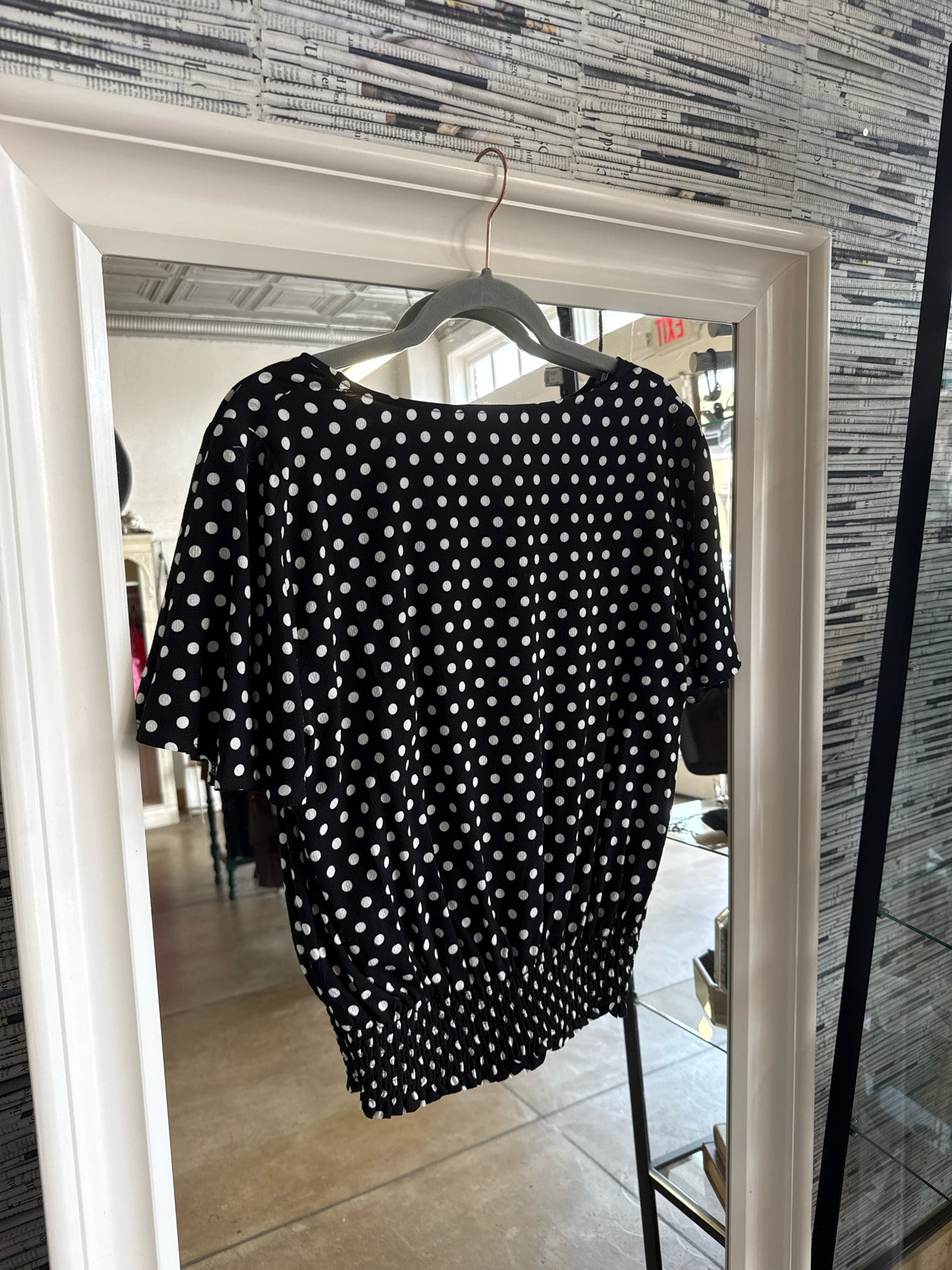 MICHAEL KORS Size S B&W Polka Dot Top