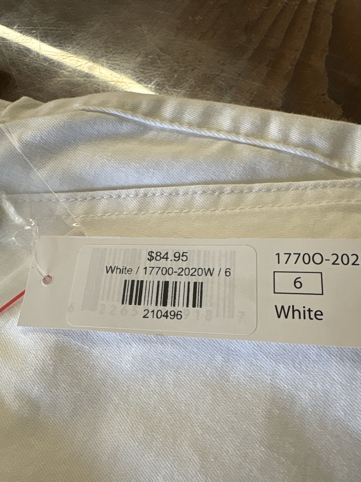 Tribal Size 6 White Shorts