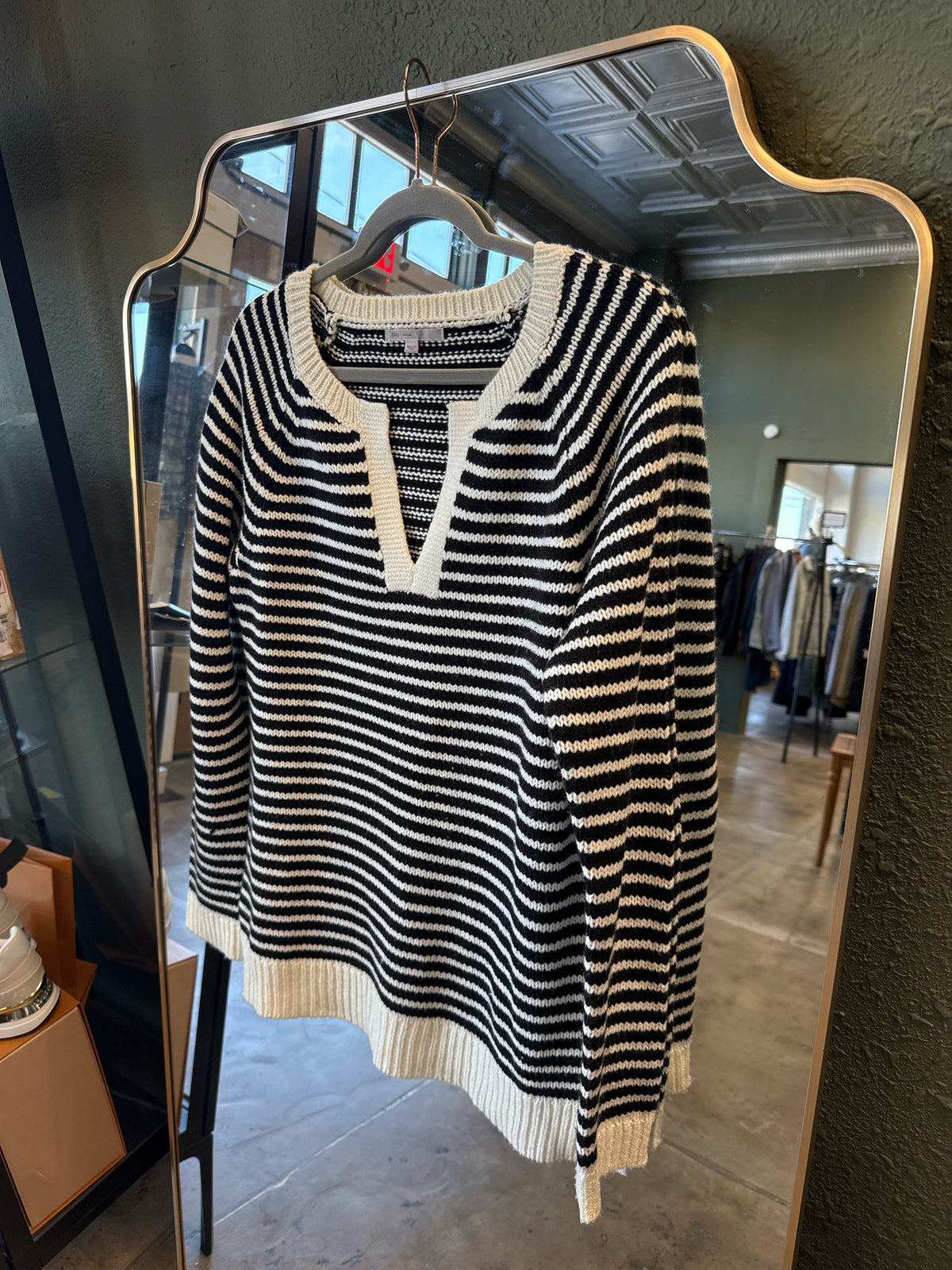 GAP Size M Sweater