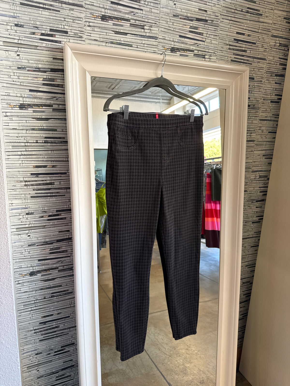 Spanx Size L Black Pants