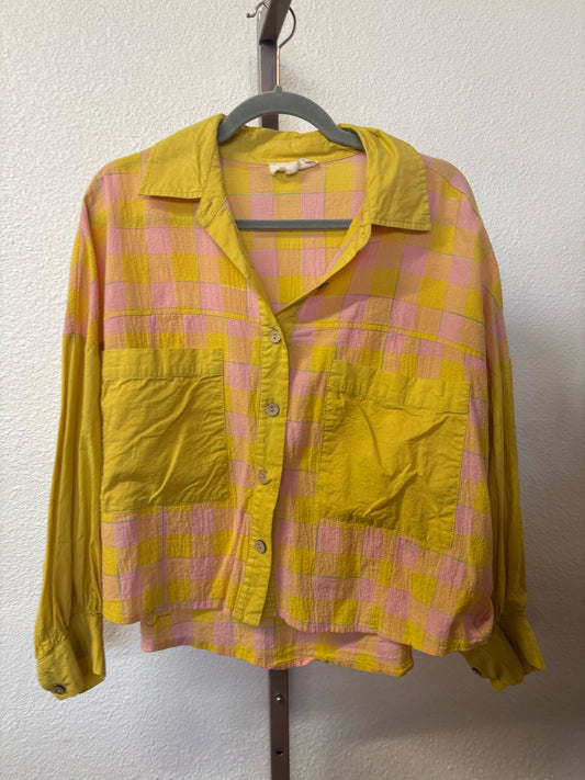 Listicle Size M Yellow/Pink Checkered Top