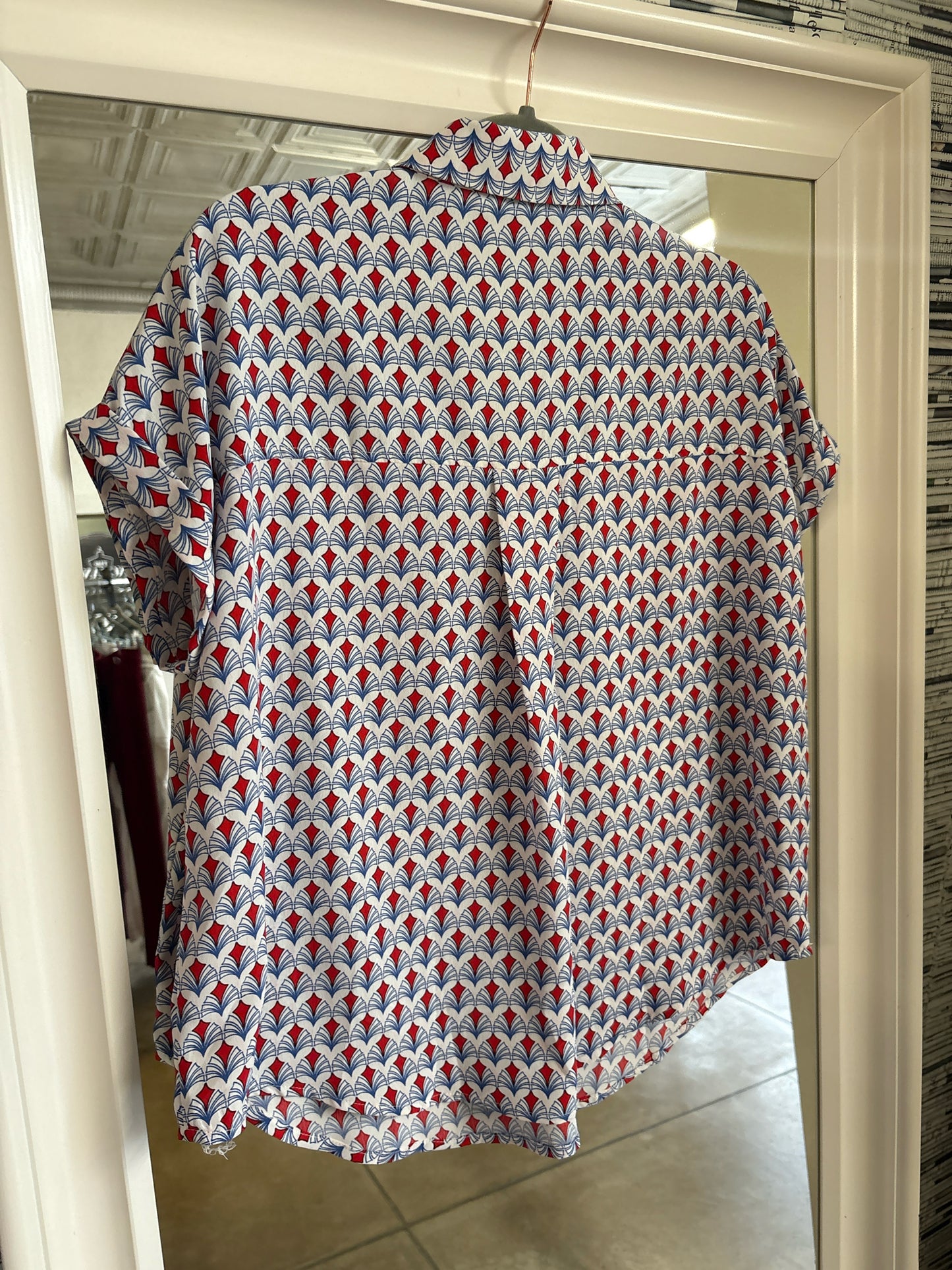 She + Sky Size S Blue/Red Geometric Top
