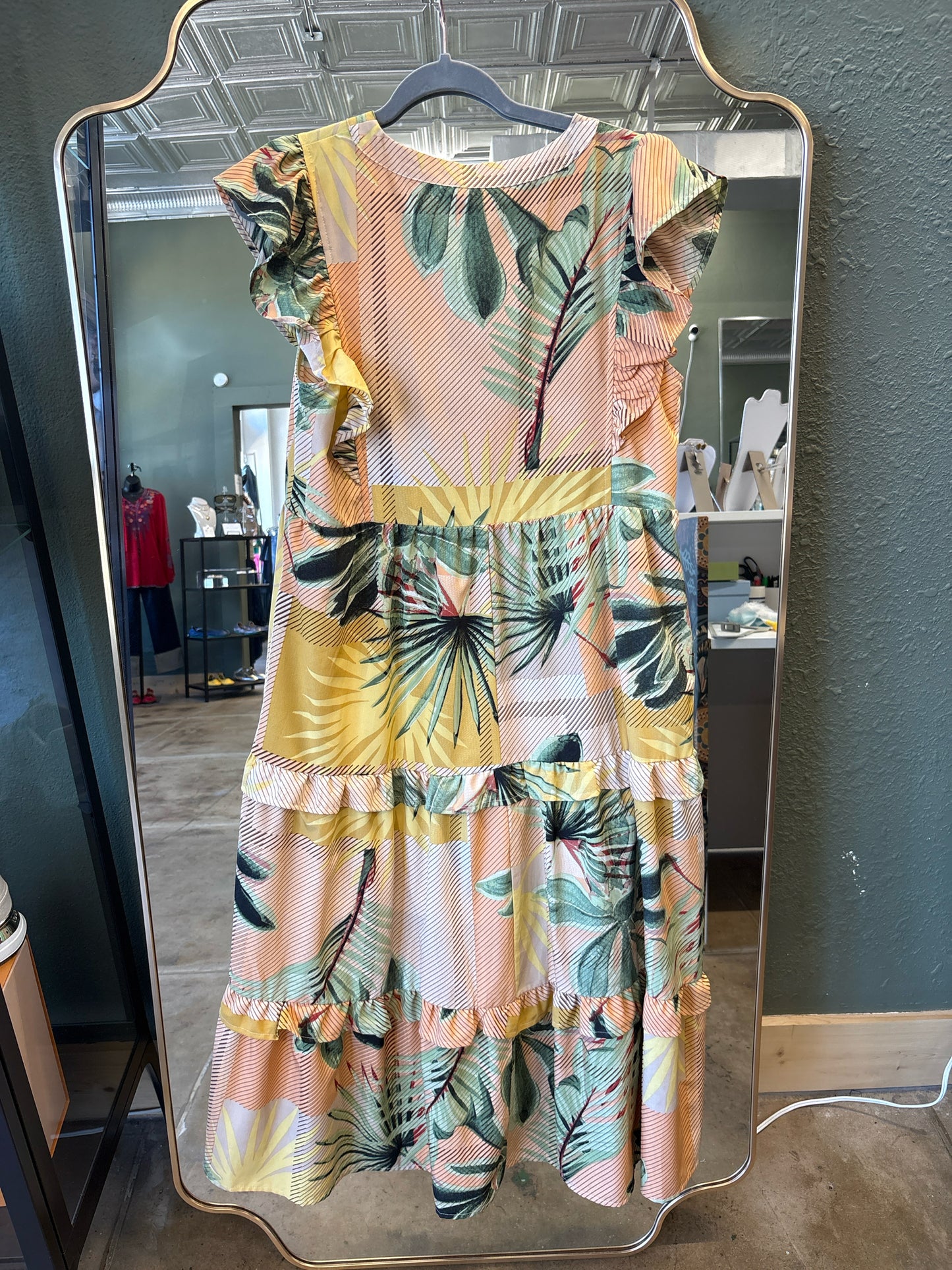 entro Size M Peach print Dress