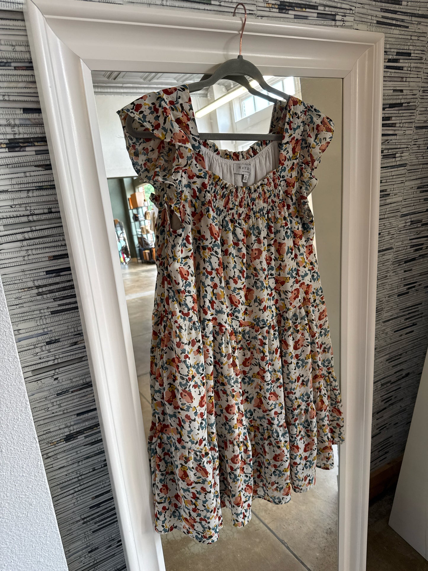 Hayden Los Angeles Size M Cream/multi Dress