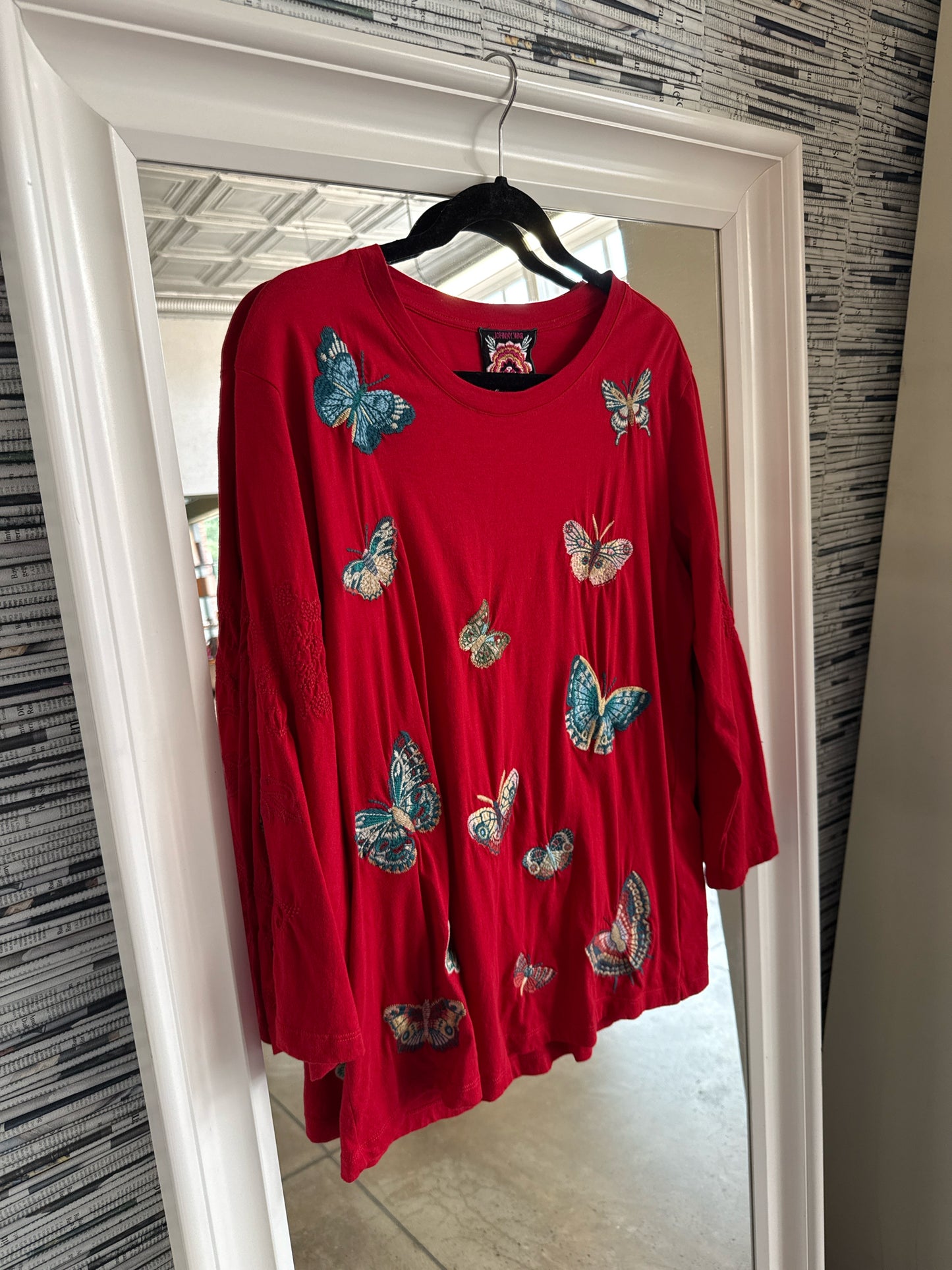 Johnny Was Size L Red Top