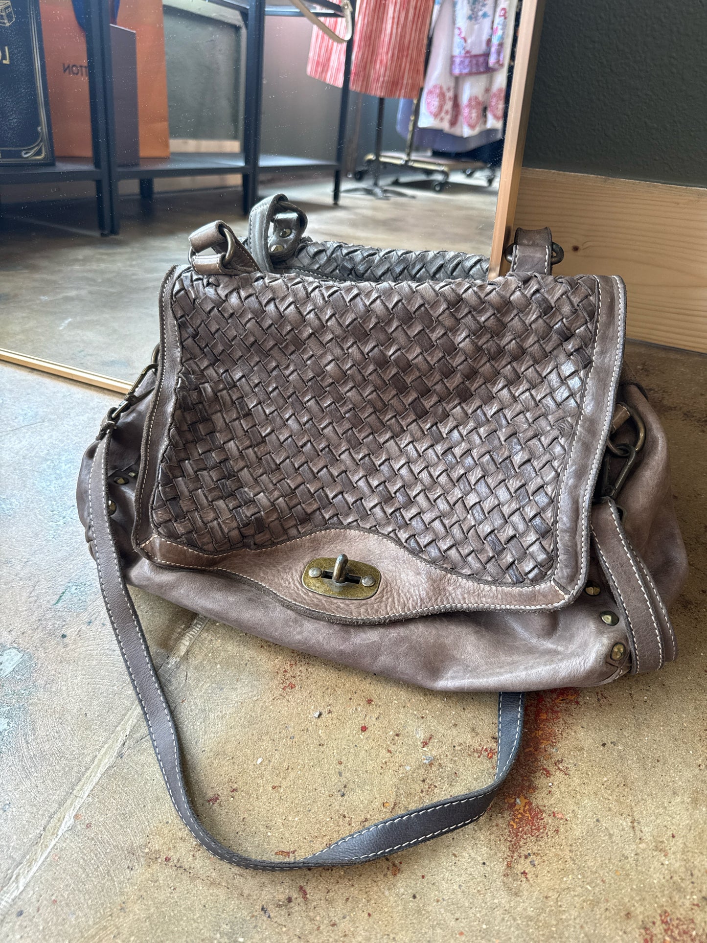 Cutie Rose Brown Purse