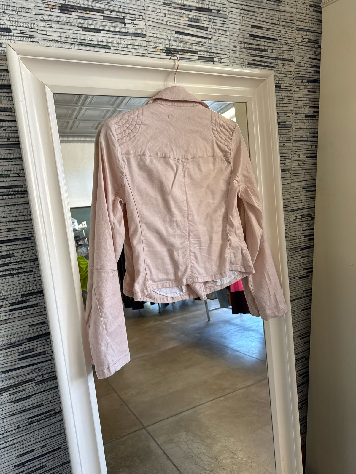 Level 99 Size XS Light Pink Jacket