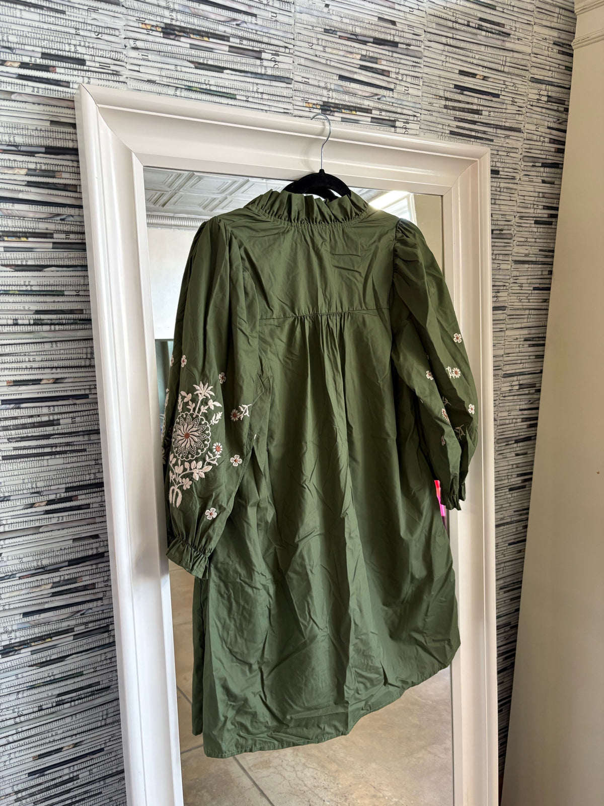 entro Size S Green Dress