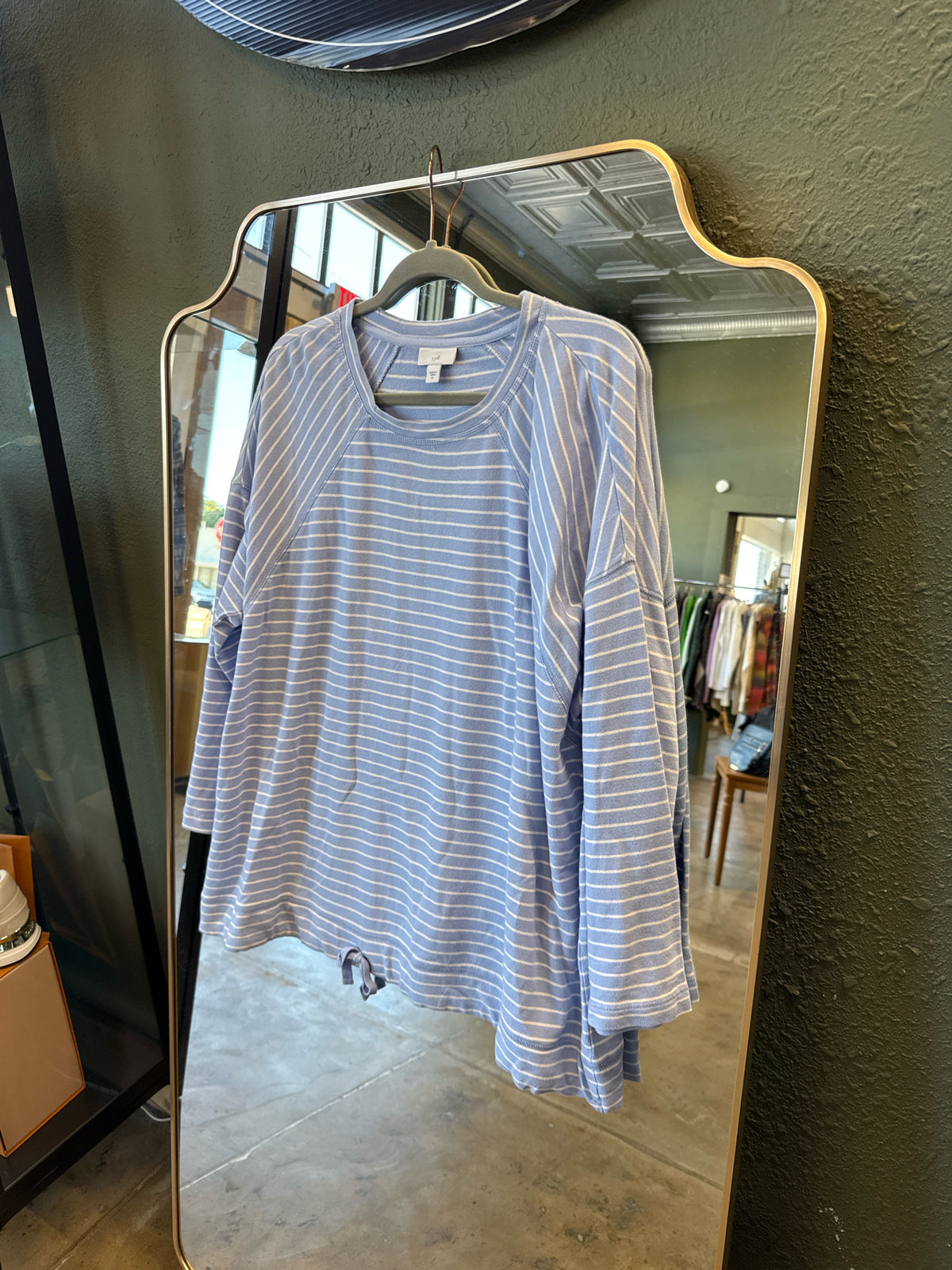 J Jill Size XL Blue/White Top