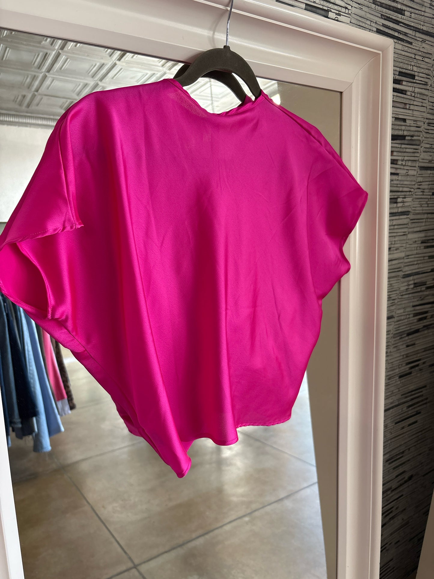 Renee C Size S Hot Pink Top