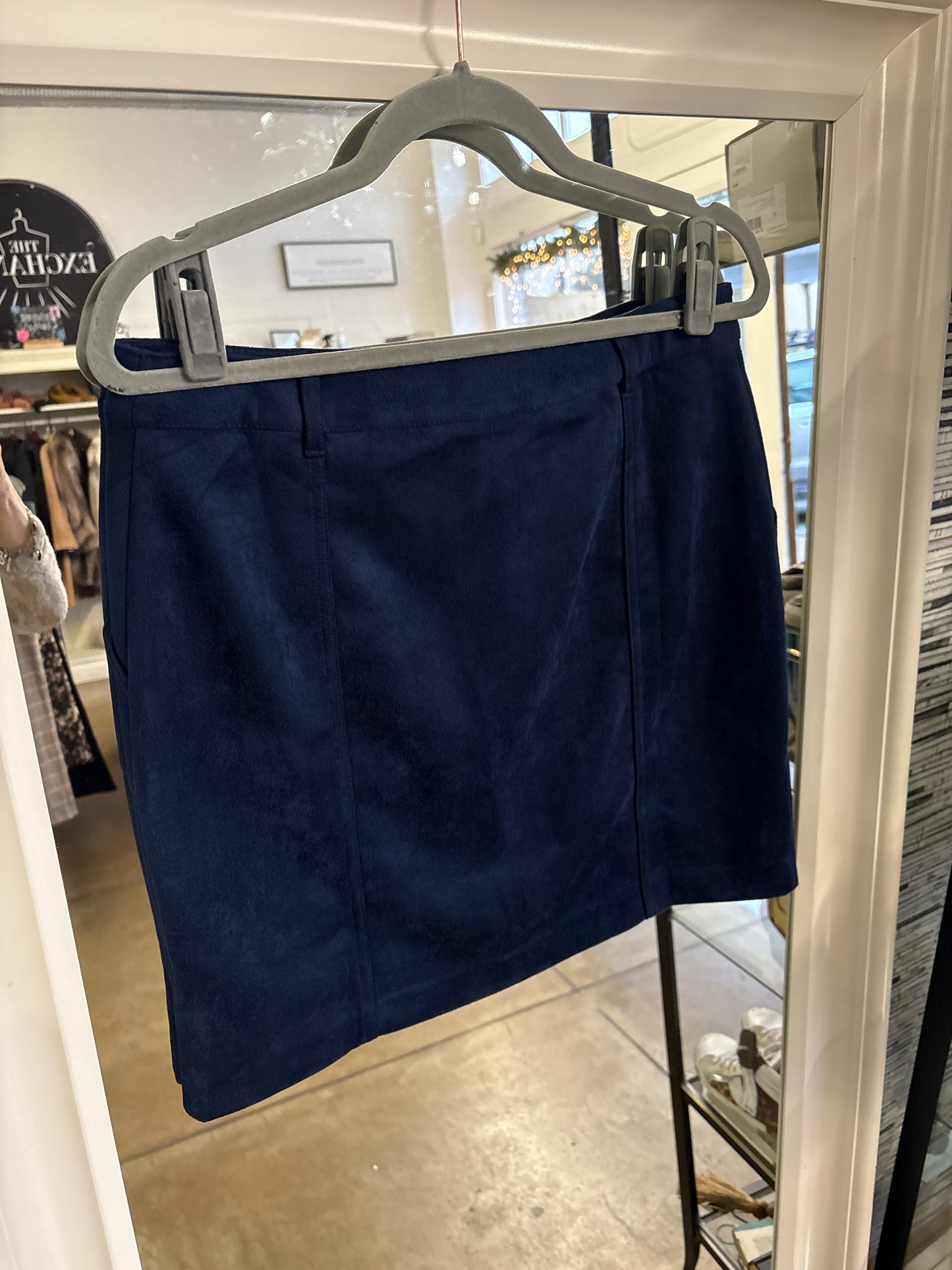 White House Black Market Size 6 Skirt